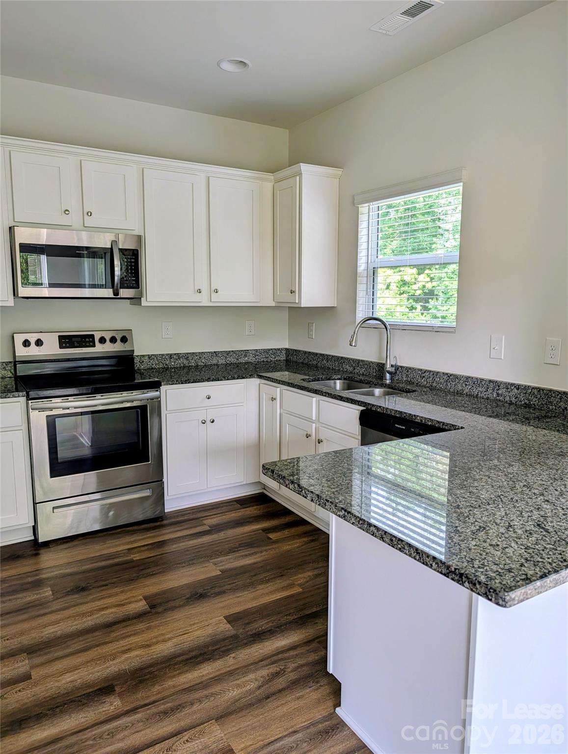 152 Pumice Drive Property Photo 4