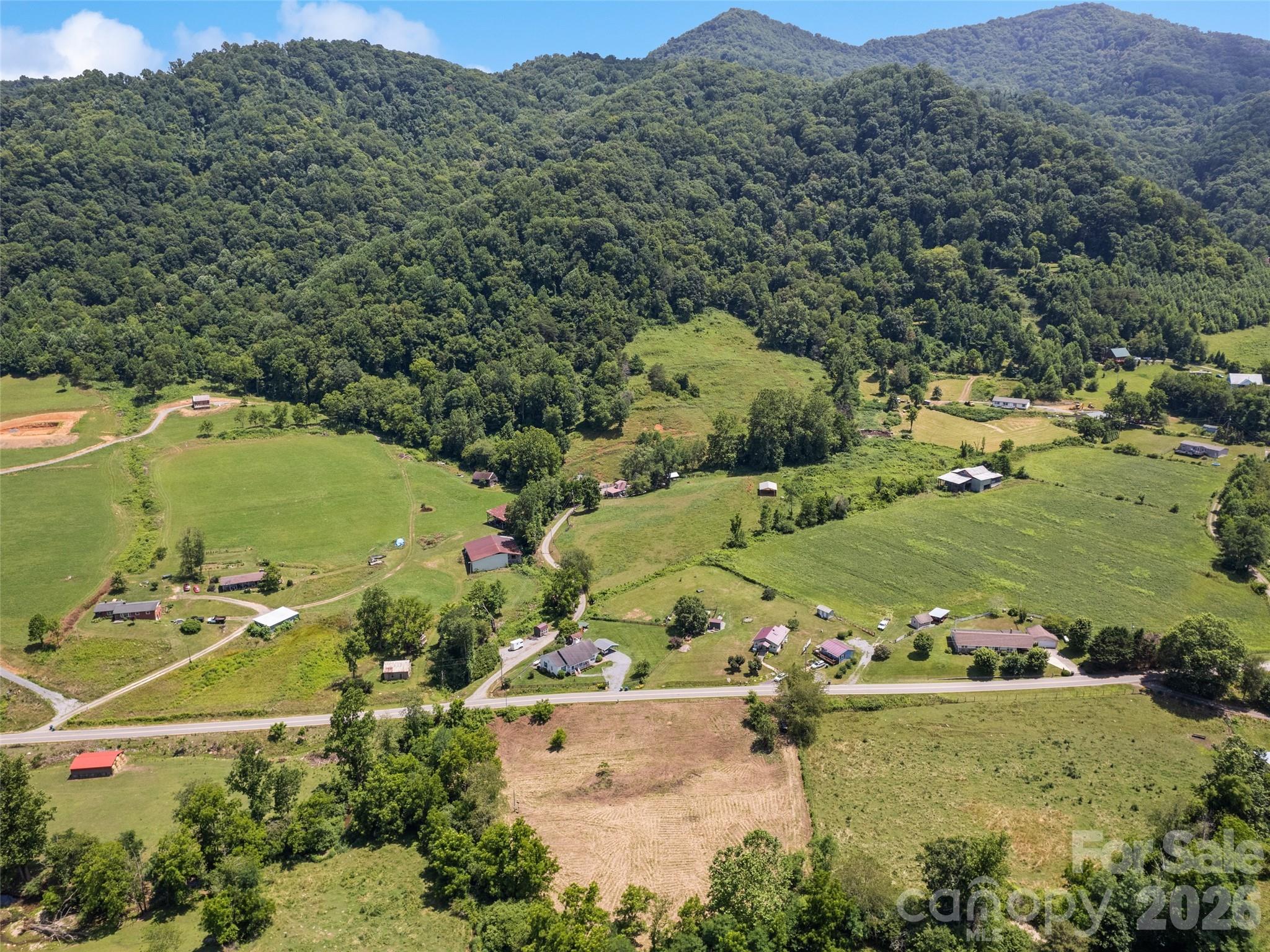 309 Sugar Creek Road Property Photo 2