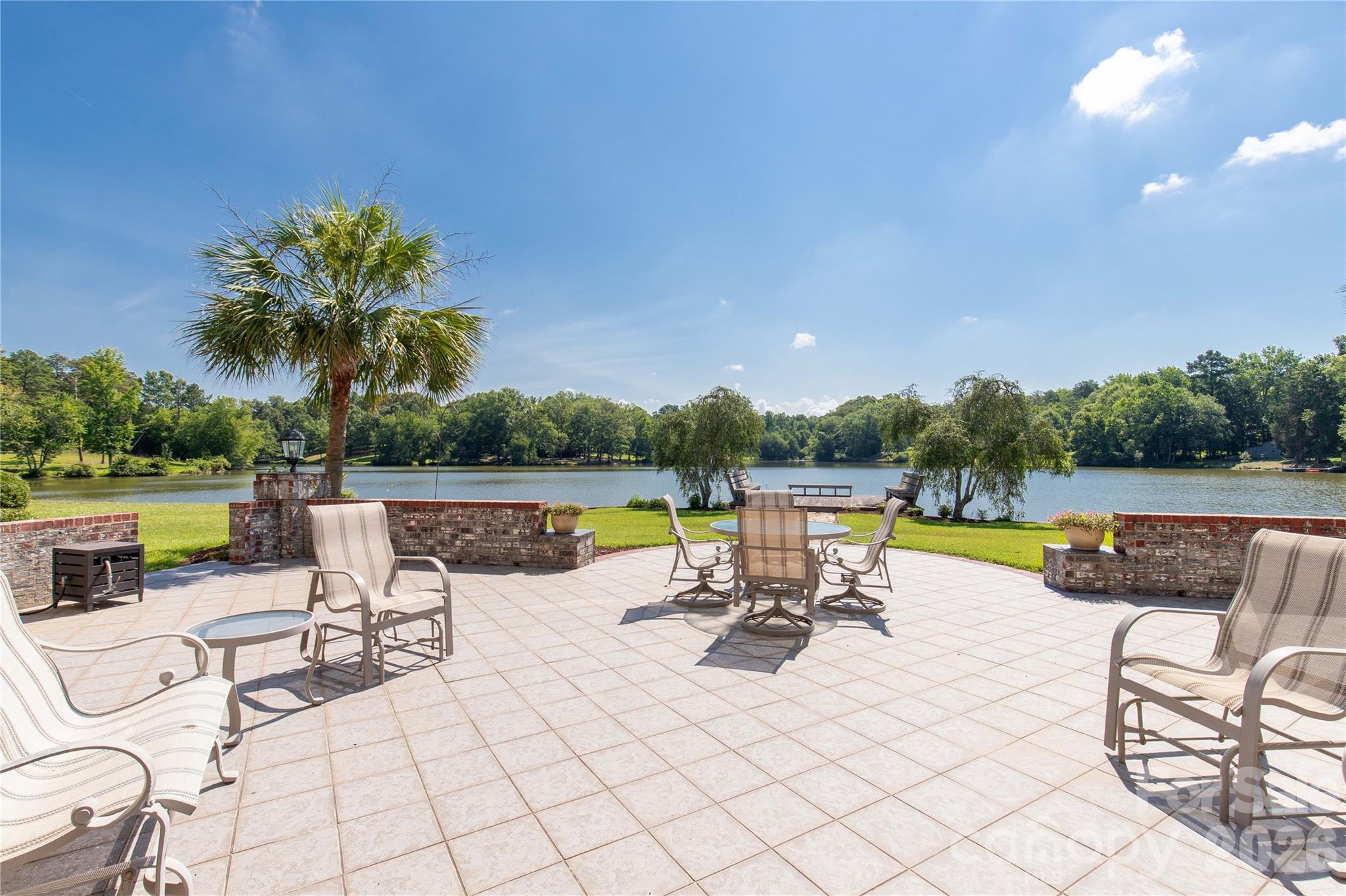 747 Shoreline Drive Property Photo 3