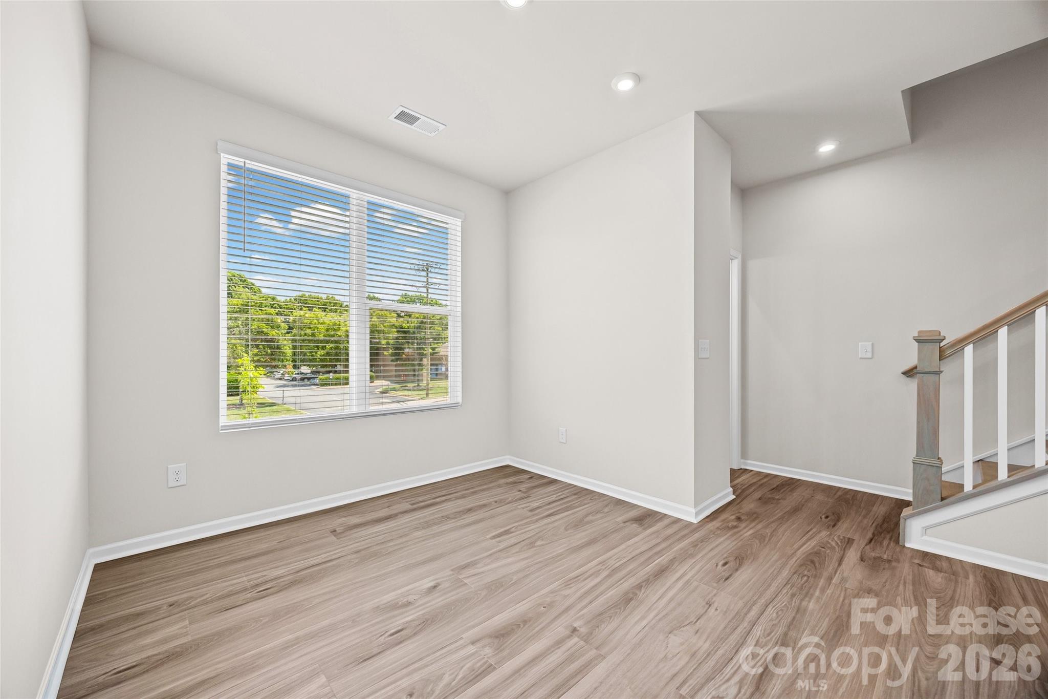 5640 Kingspan Drive Property Photo 13