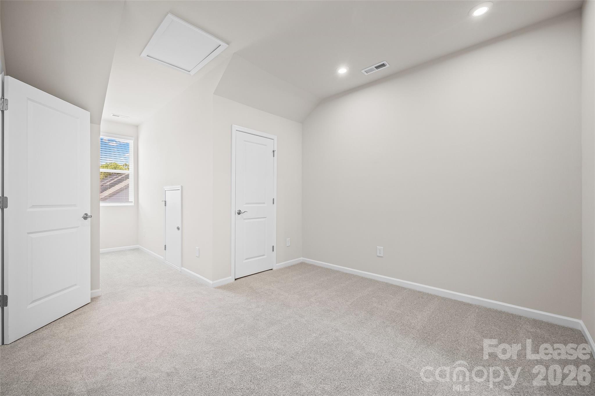 5640 Kingspan Drive Property Photo 30