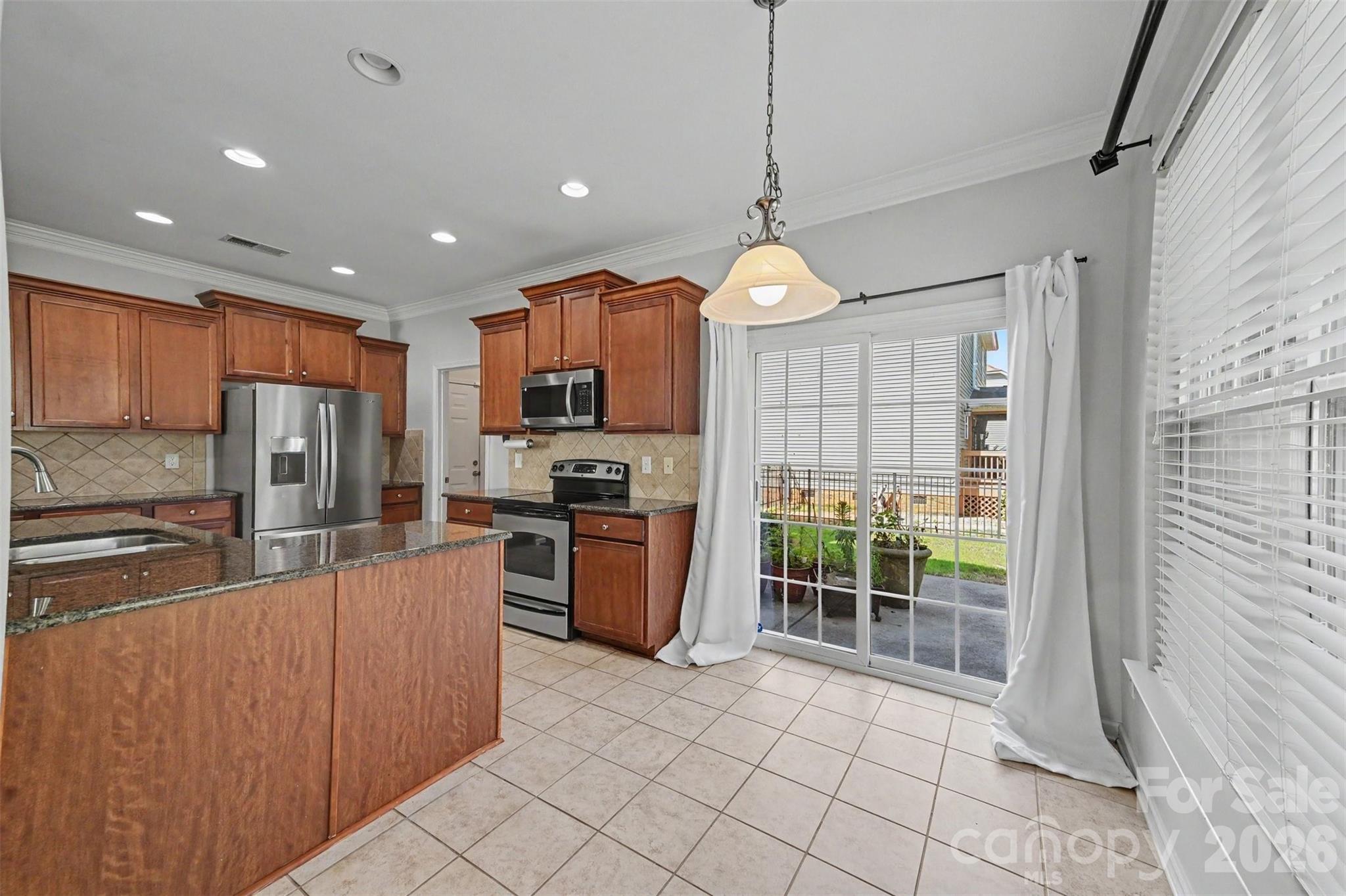 517 Stowe Road Property Photo 3