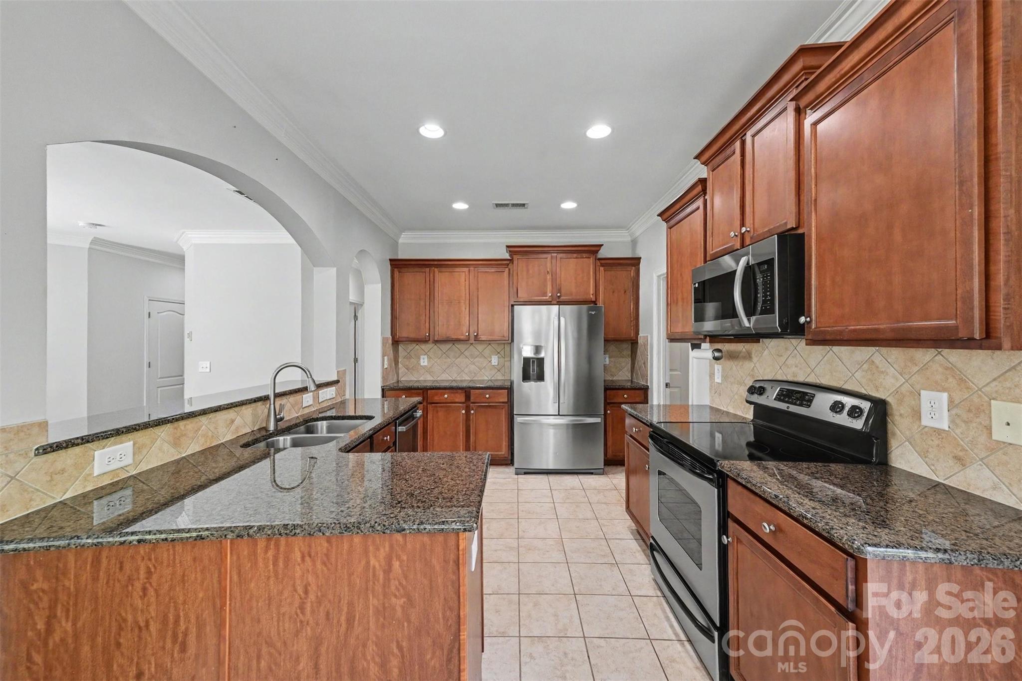 517 Stowe Road Property Photo 4