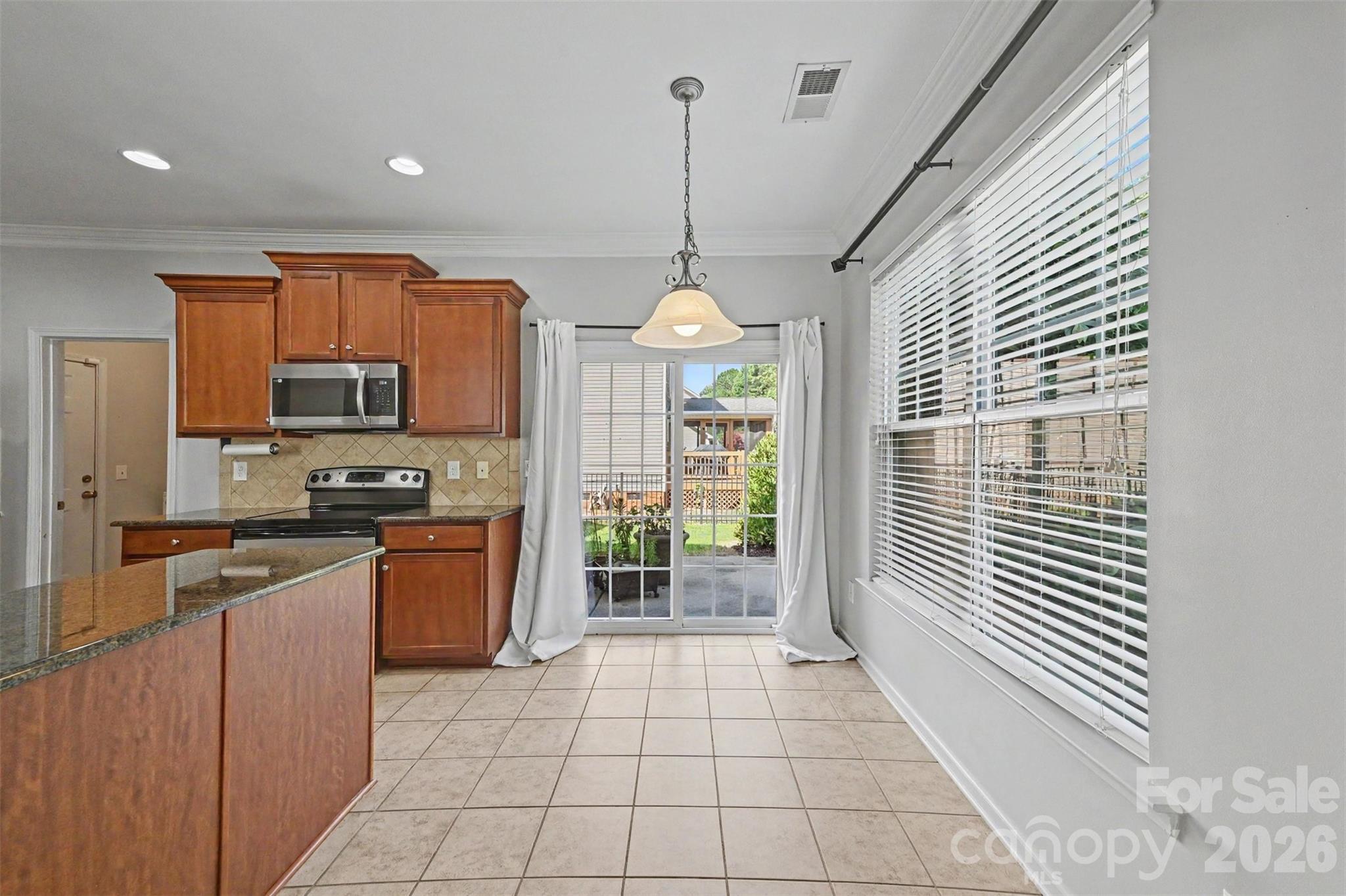 517 Stowe Road Property Photo 24