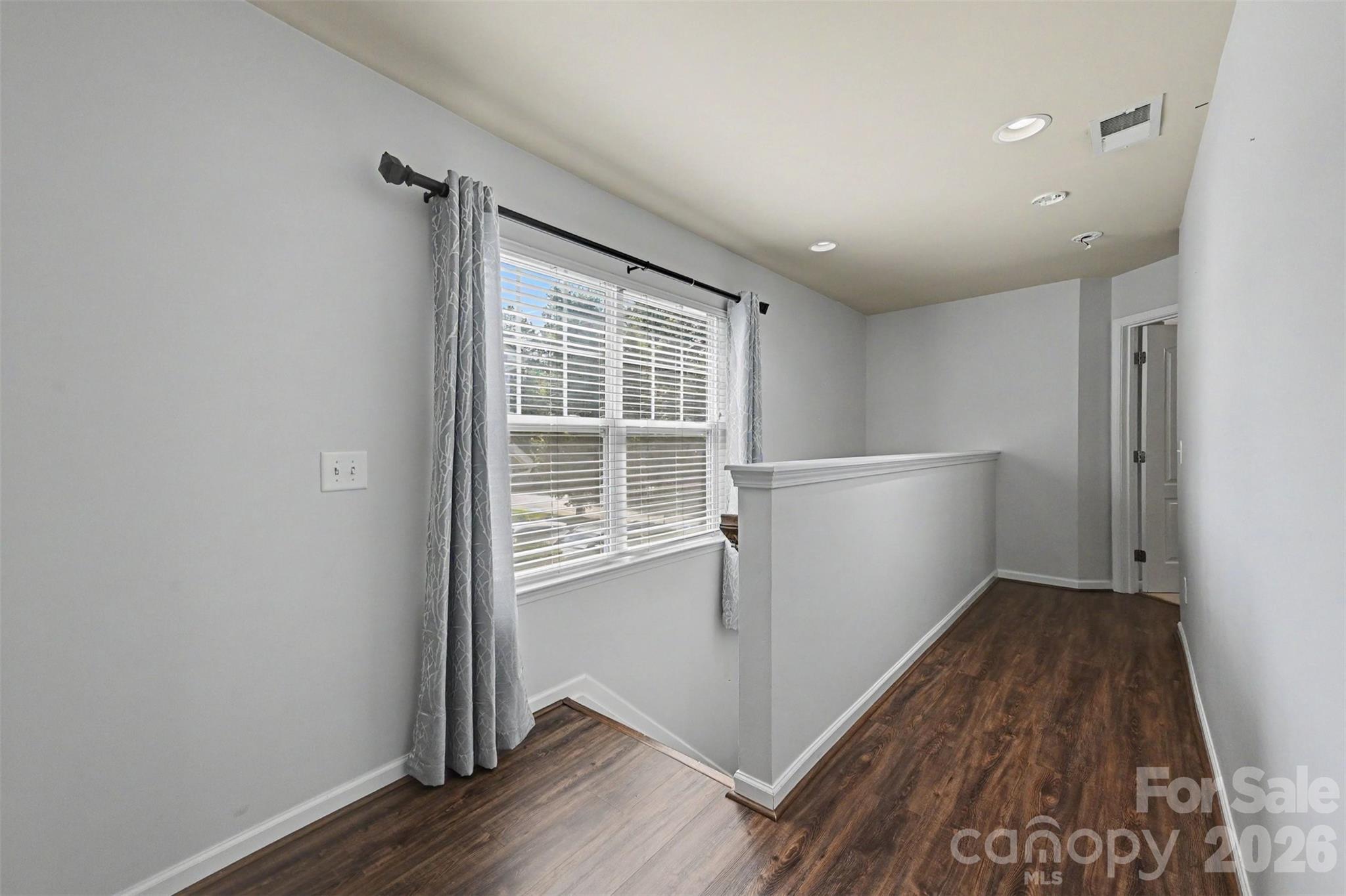 517 Stowe Road Property Photo 29