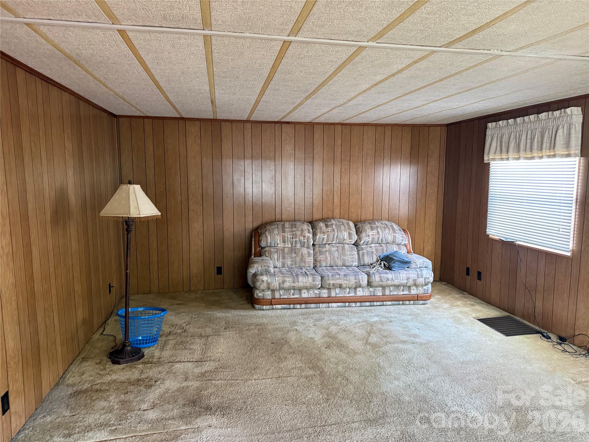 7312 Doblinway Drive Property Photo 4