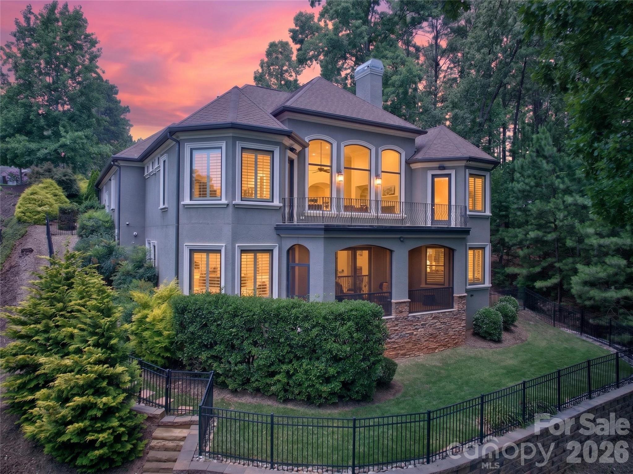 3225 Lake Pointe Drive Property Photo 2