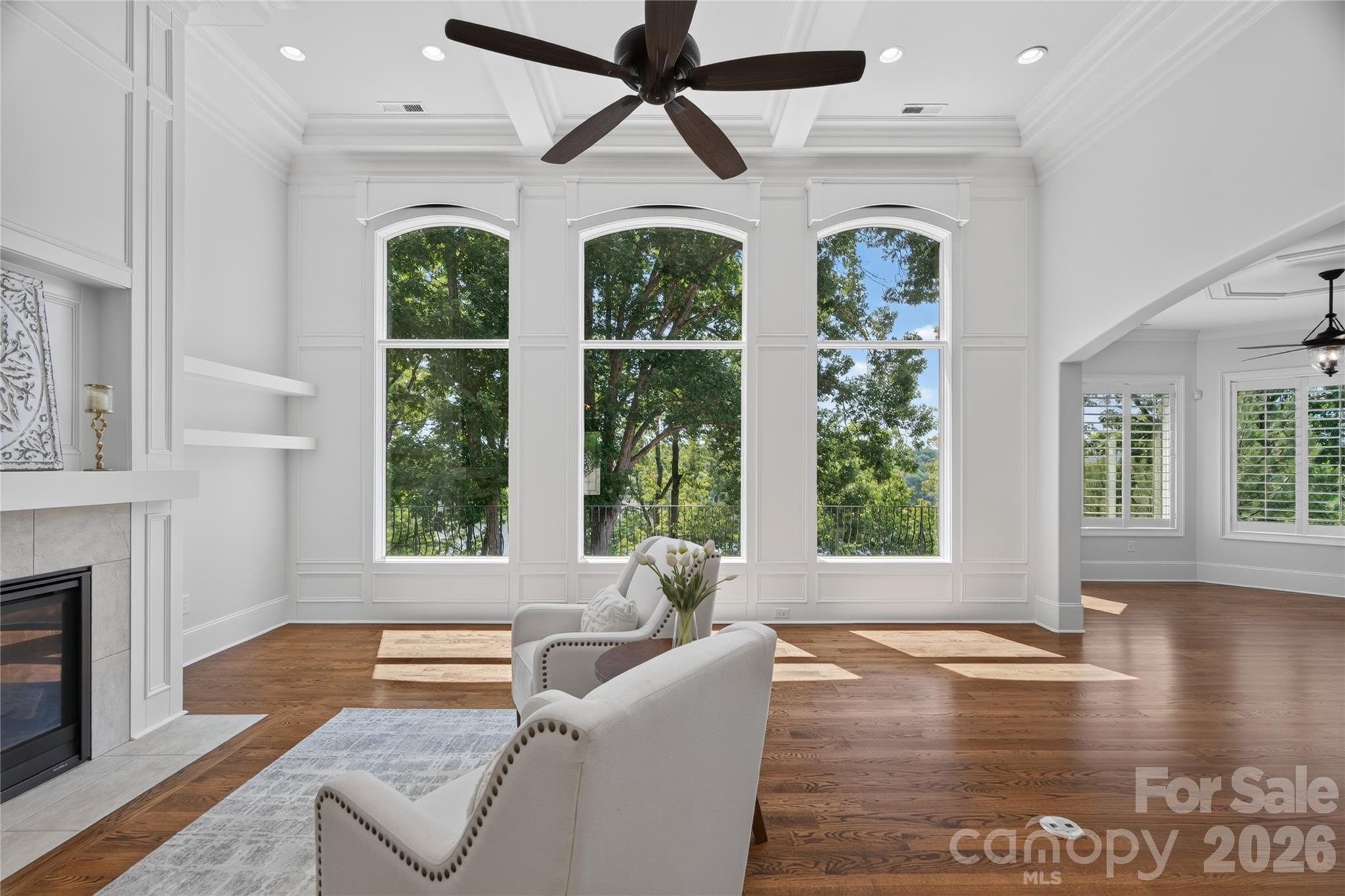 3225 Lake Pointe Drive Property Photo 4