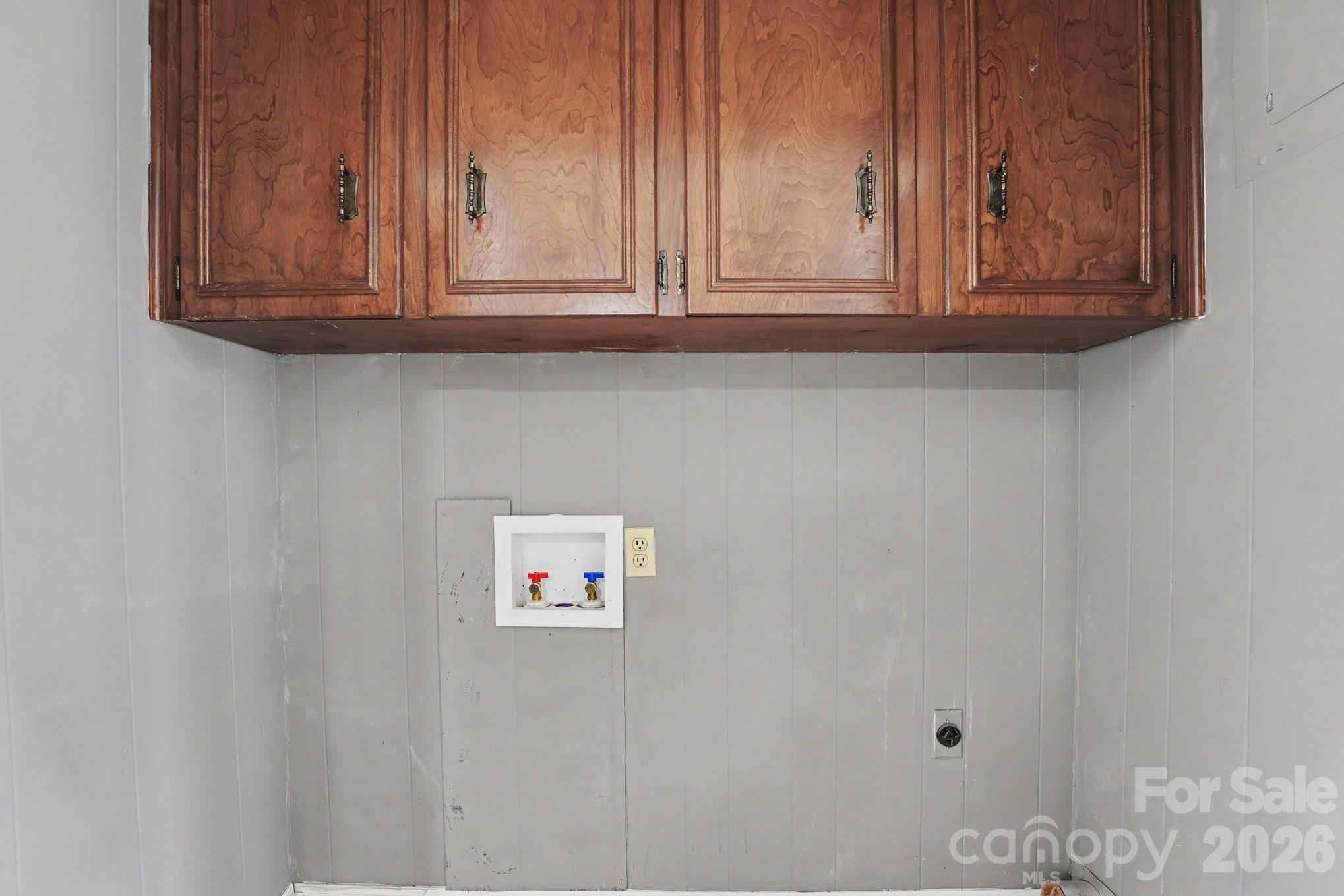 1138 Graham Street Property Photo 13