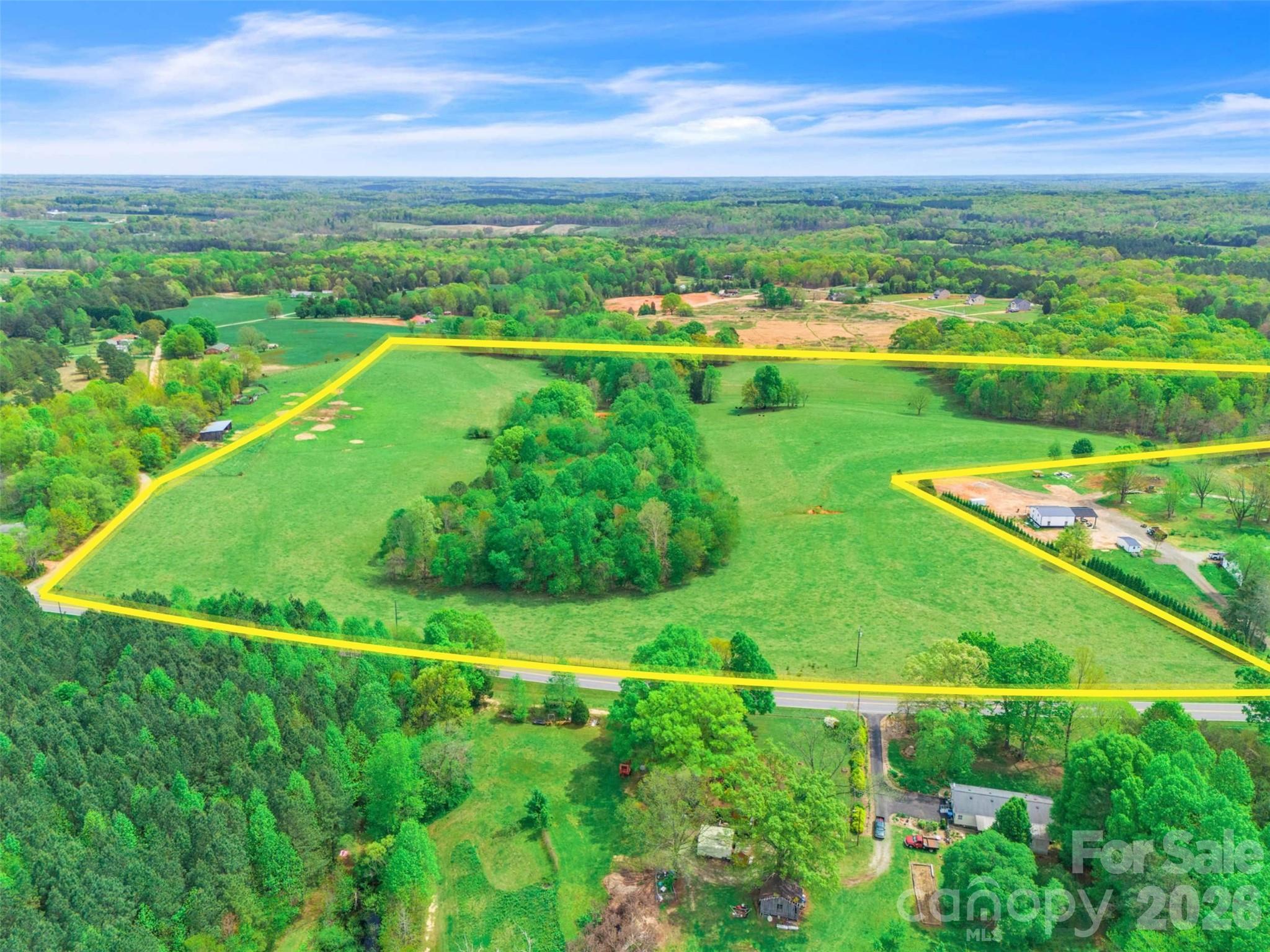 1376 Lowrance Road Property Photo 1