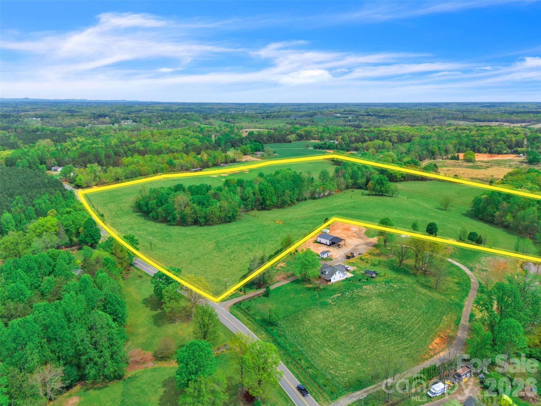 1376 Lowrance Road Property Photo 4