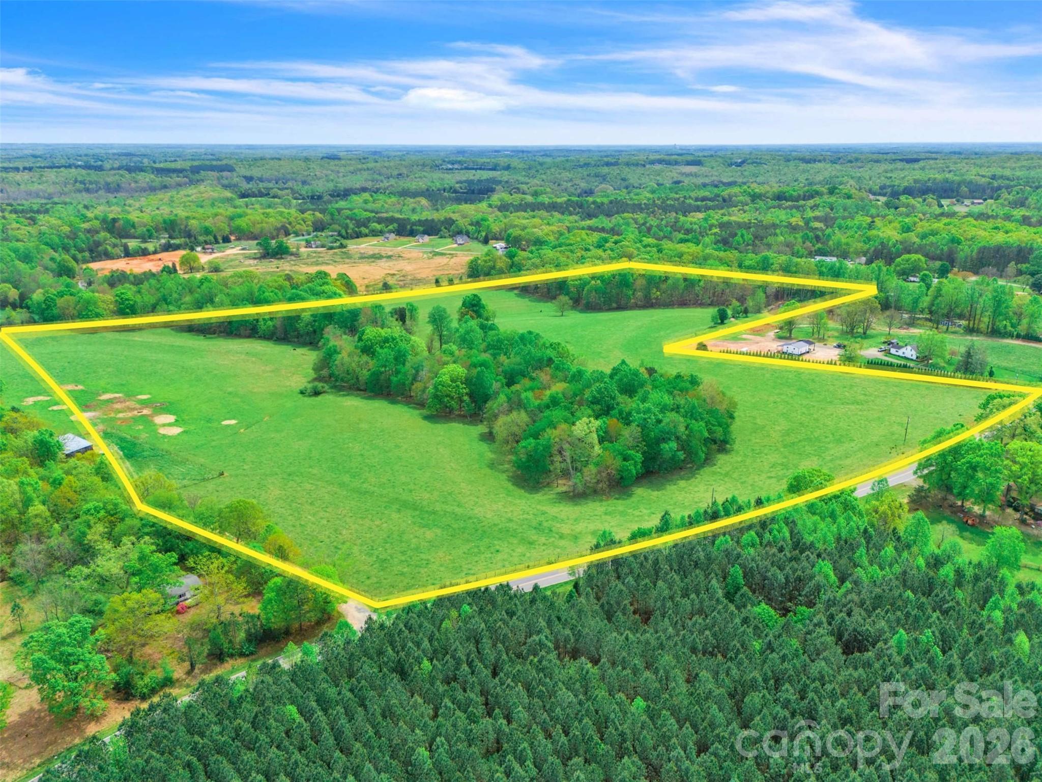 1376 Lowrance Road Property Photo 6
