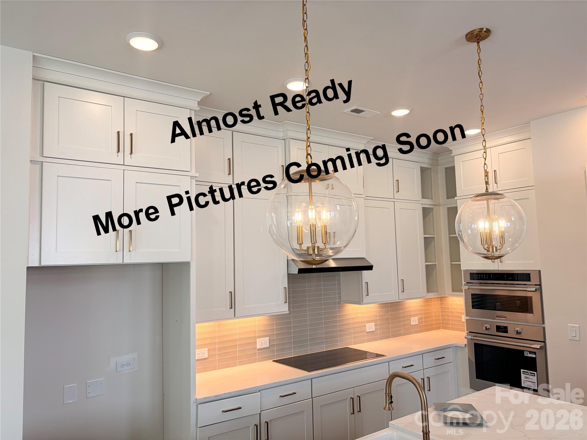 5125 Hollow Branch Road 124 Property Photo 2