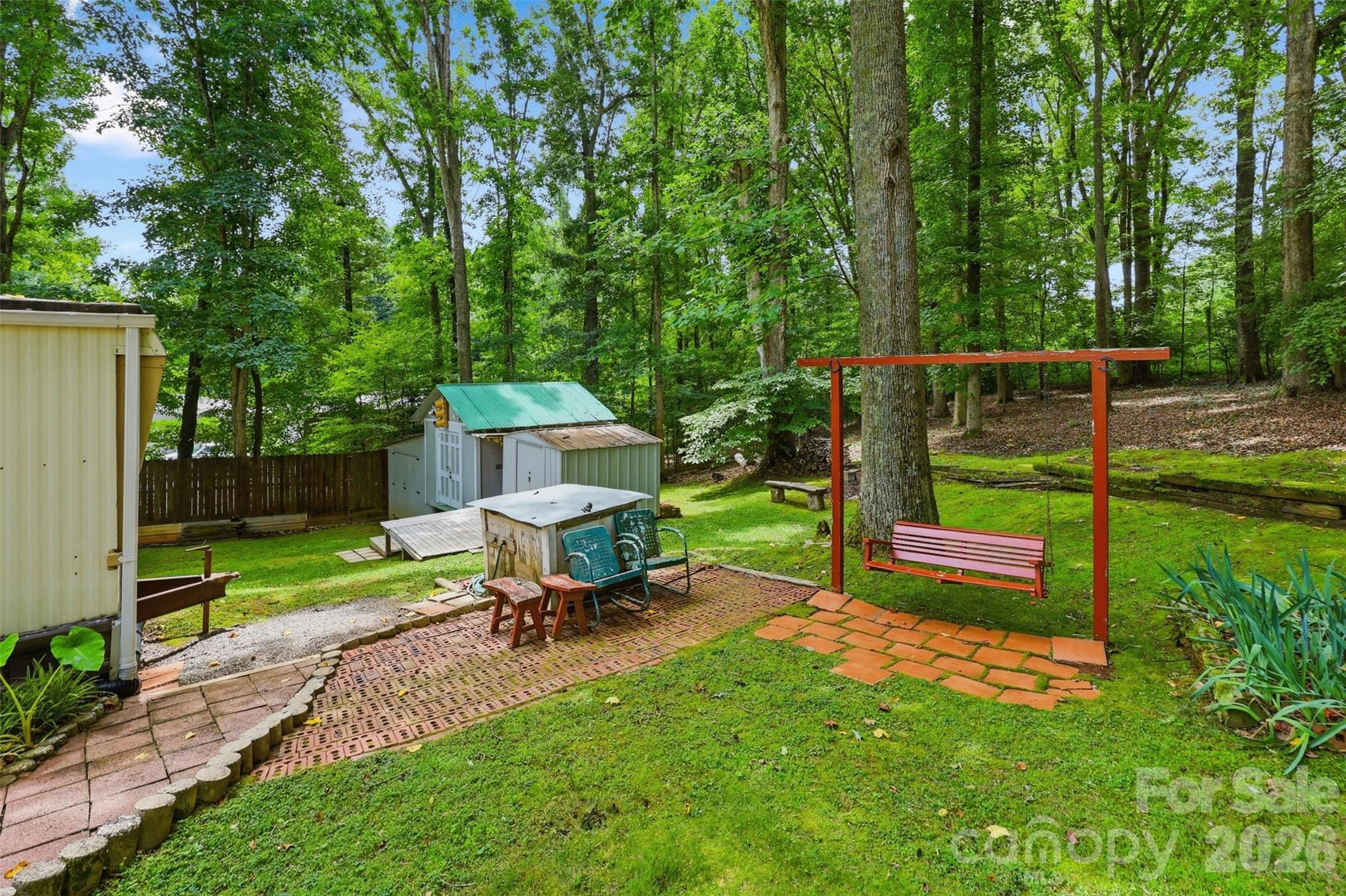 2220 Gordon Road Property Photo 14