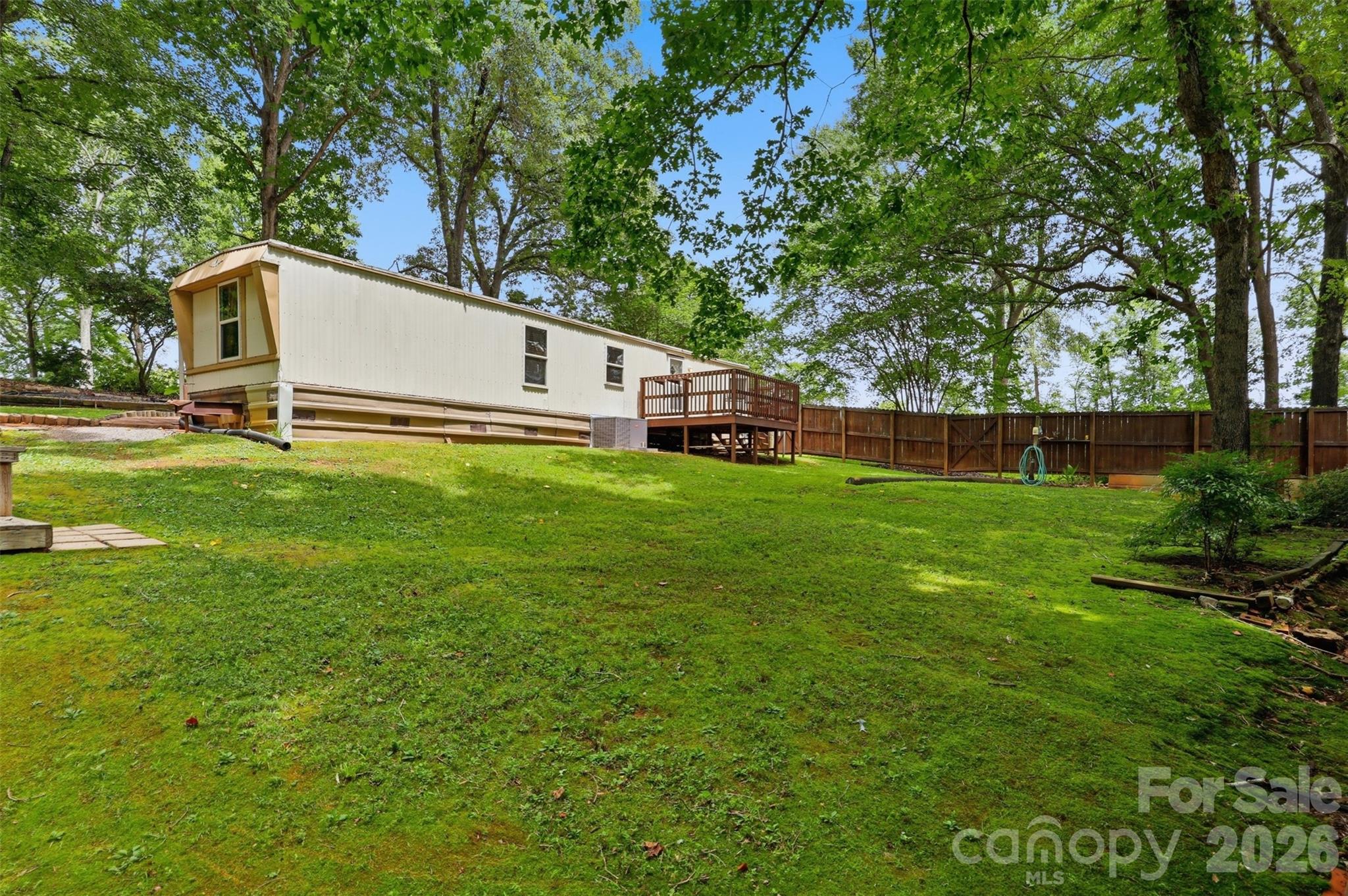 2220 Gordon Road Property Photo 18