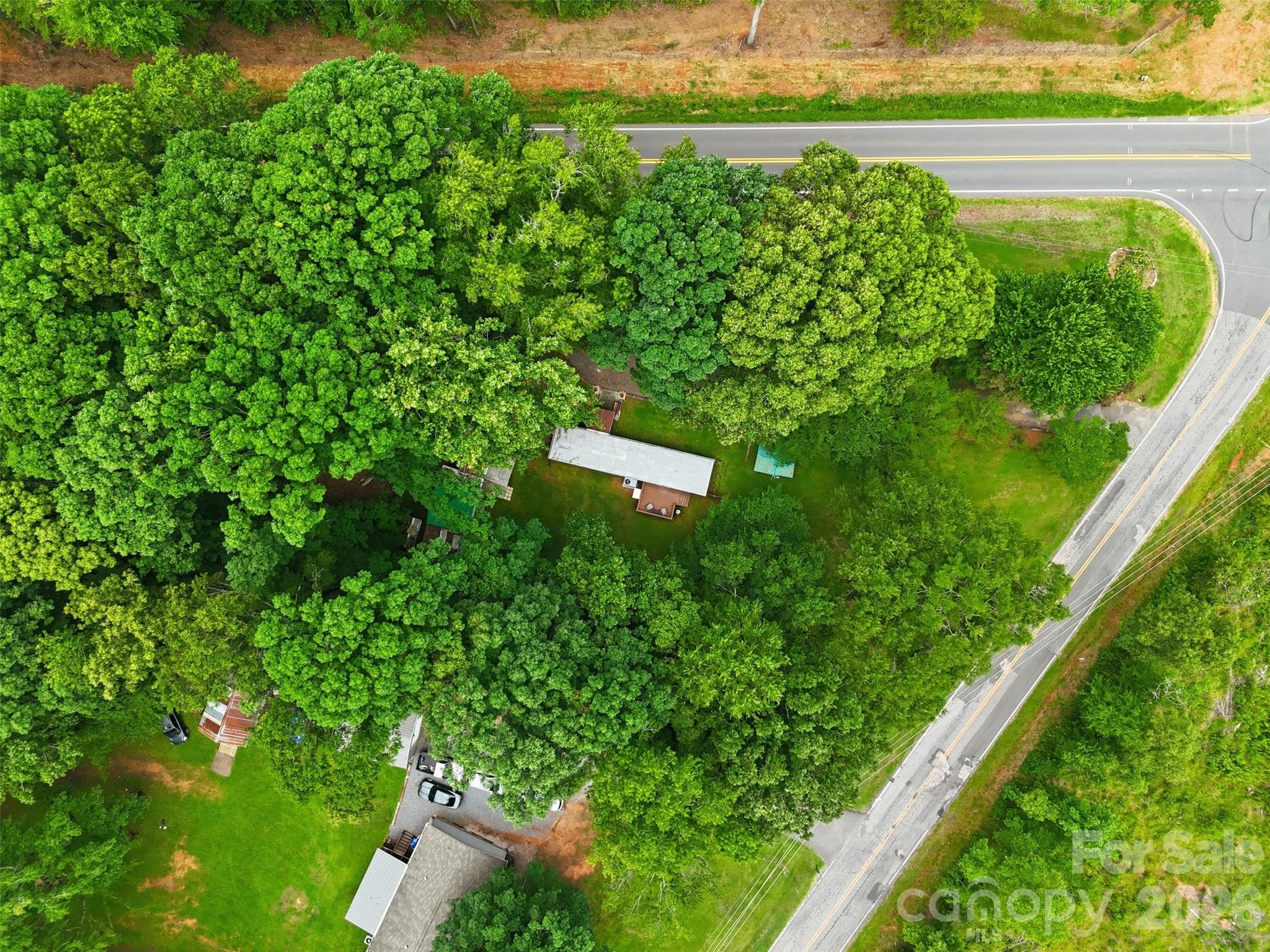 2220 Gordon Road Property Photo 21
