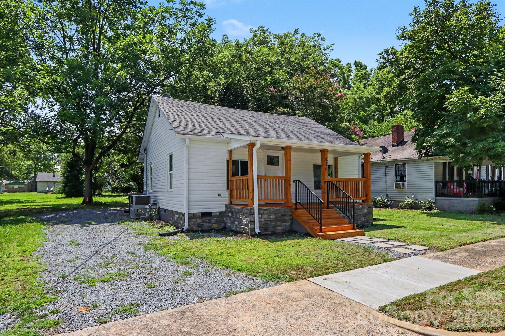 736 Cauthen Street Property Photo 2