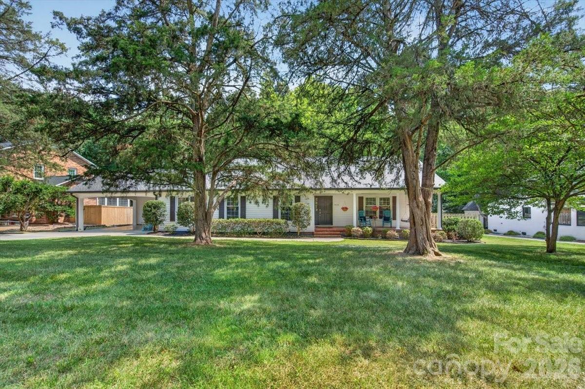4124 Bridgewood Lane Property Photo 3