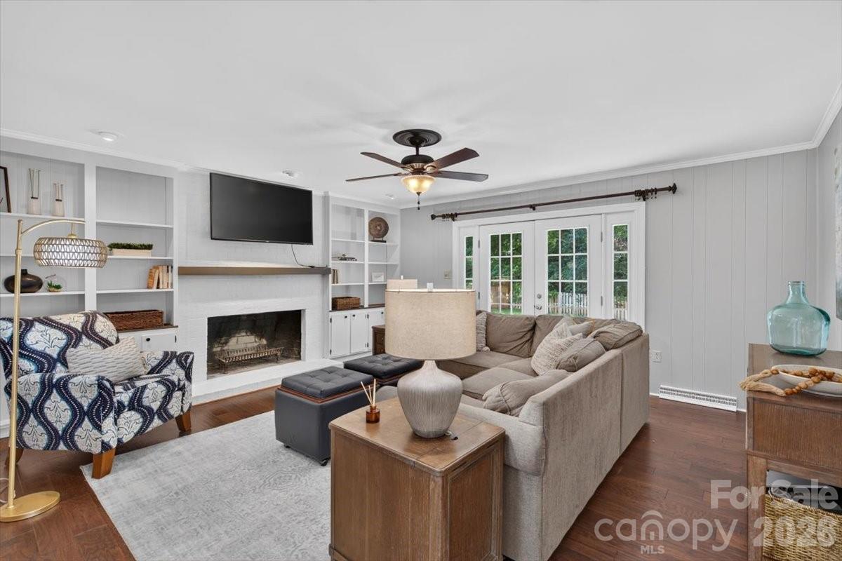 4124 Bridgewood Lane Property Photo 17