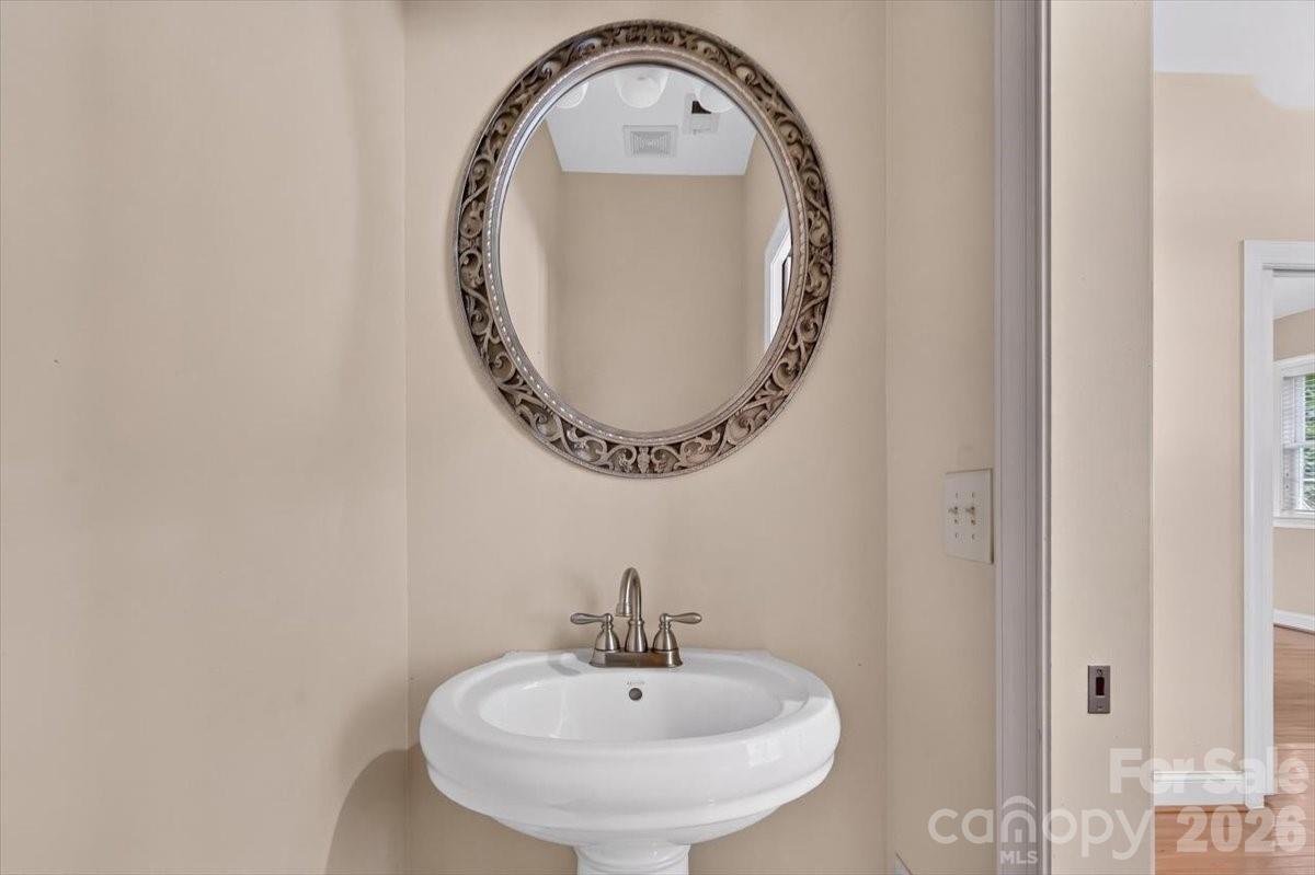 4124 Bridgewood Lane Property Photo 41