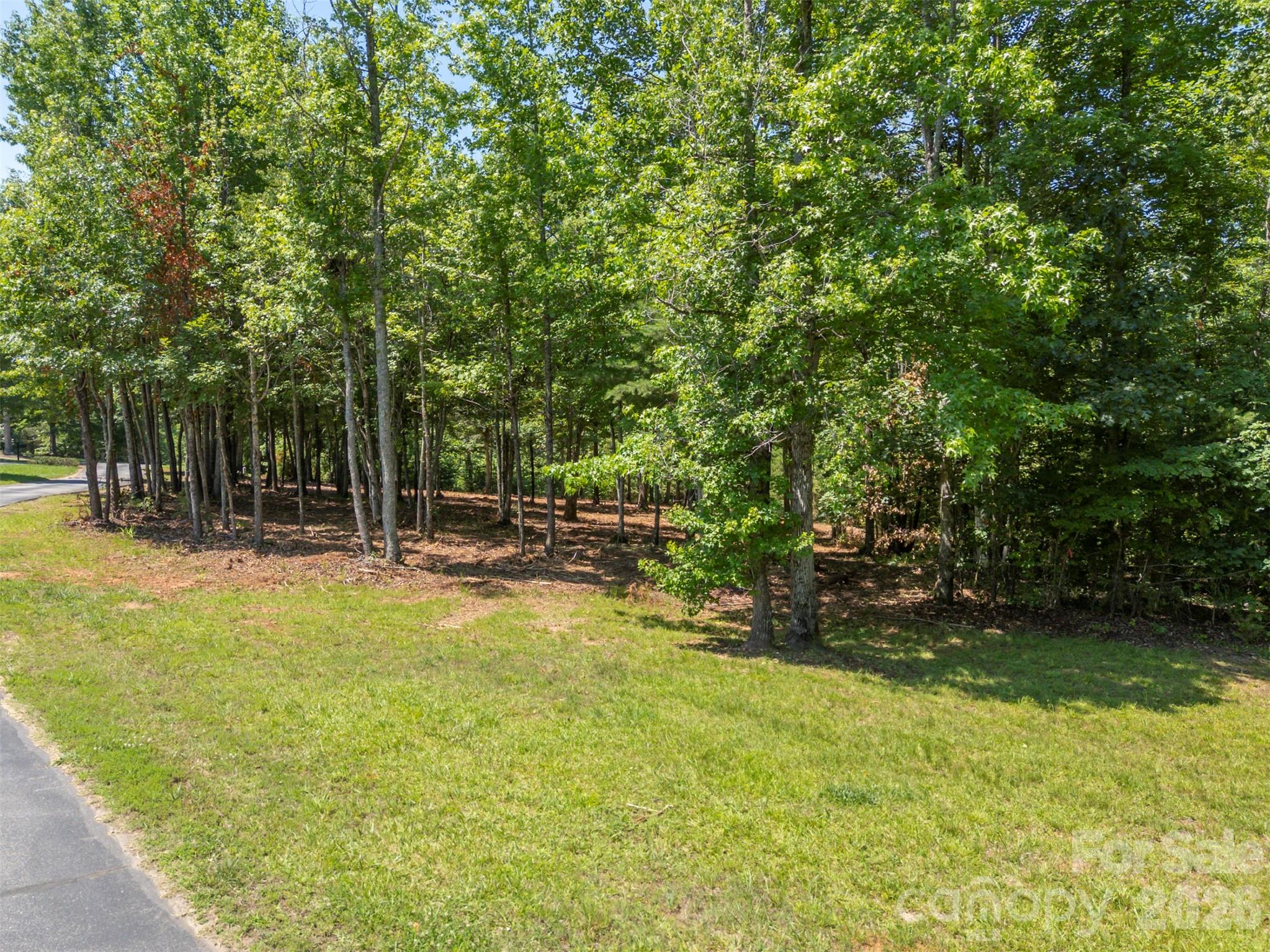 00 Doveridge Drive 66 Property Photo 21