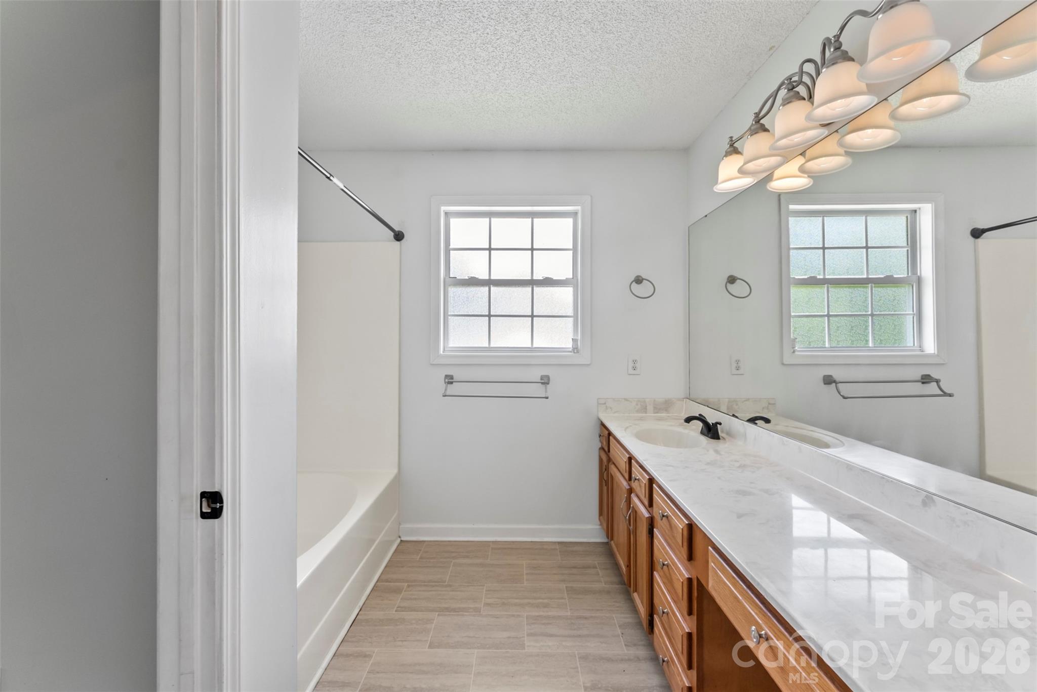 820 Saint Andrews Place Property Photo 19