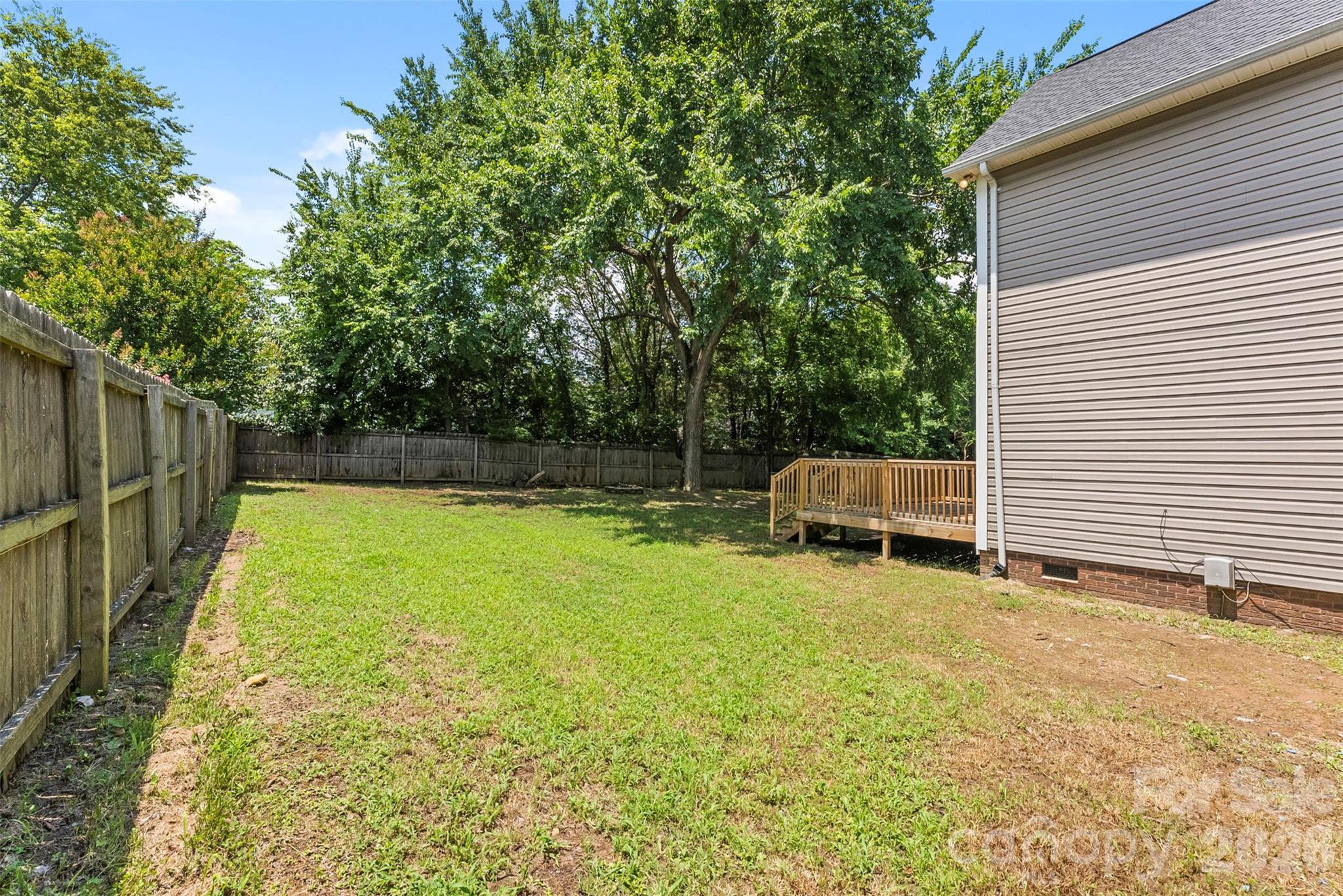 820 Saint Andrews Place Property Photo 29