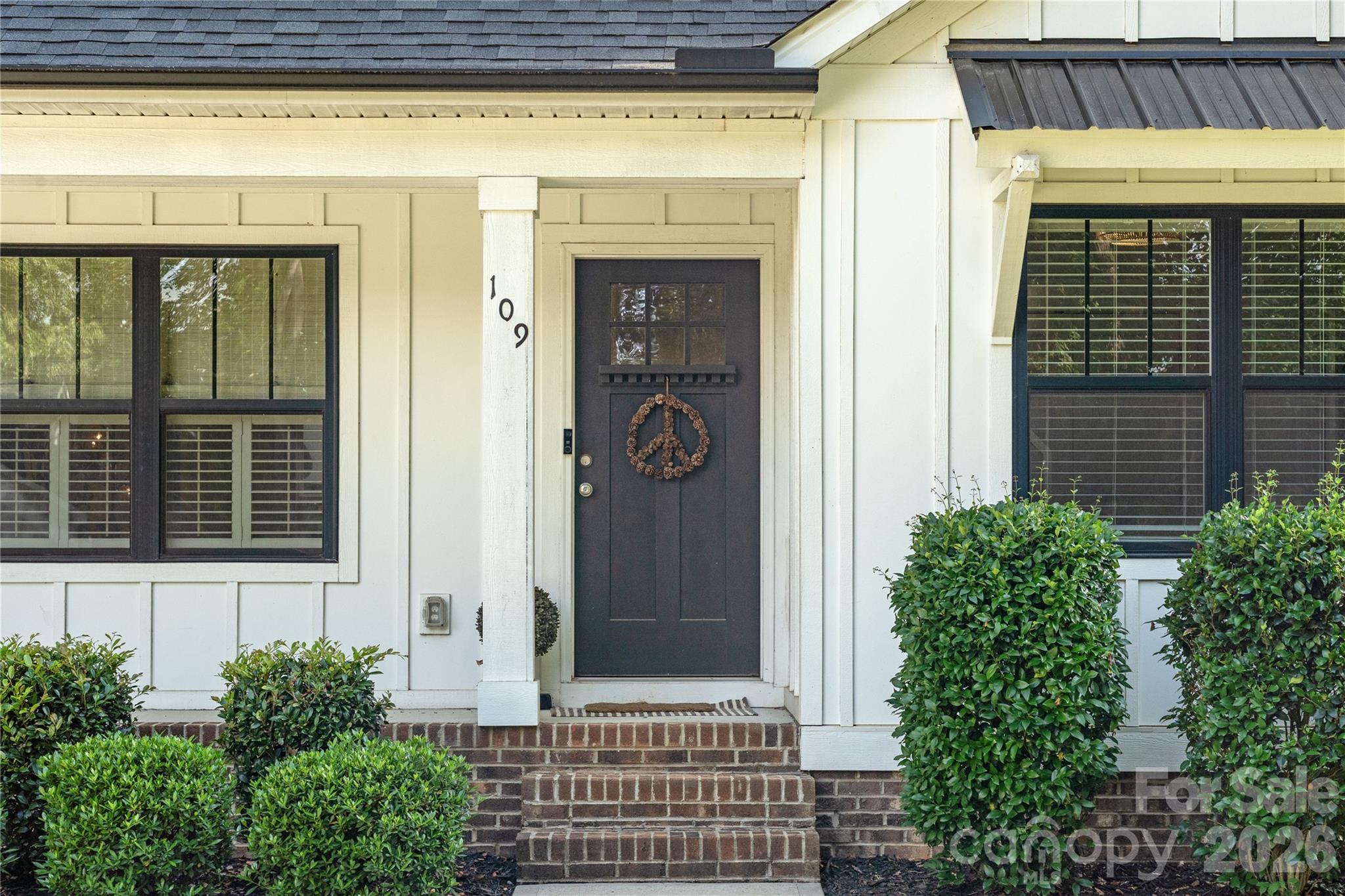 109 Logan Lane Property Photo 7