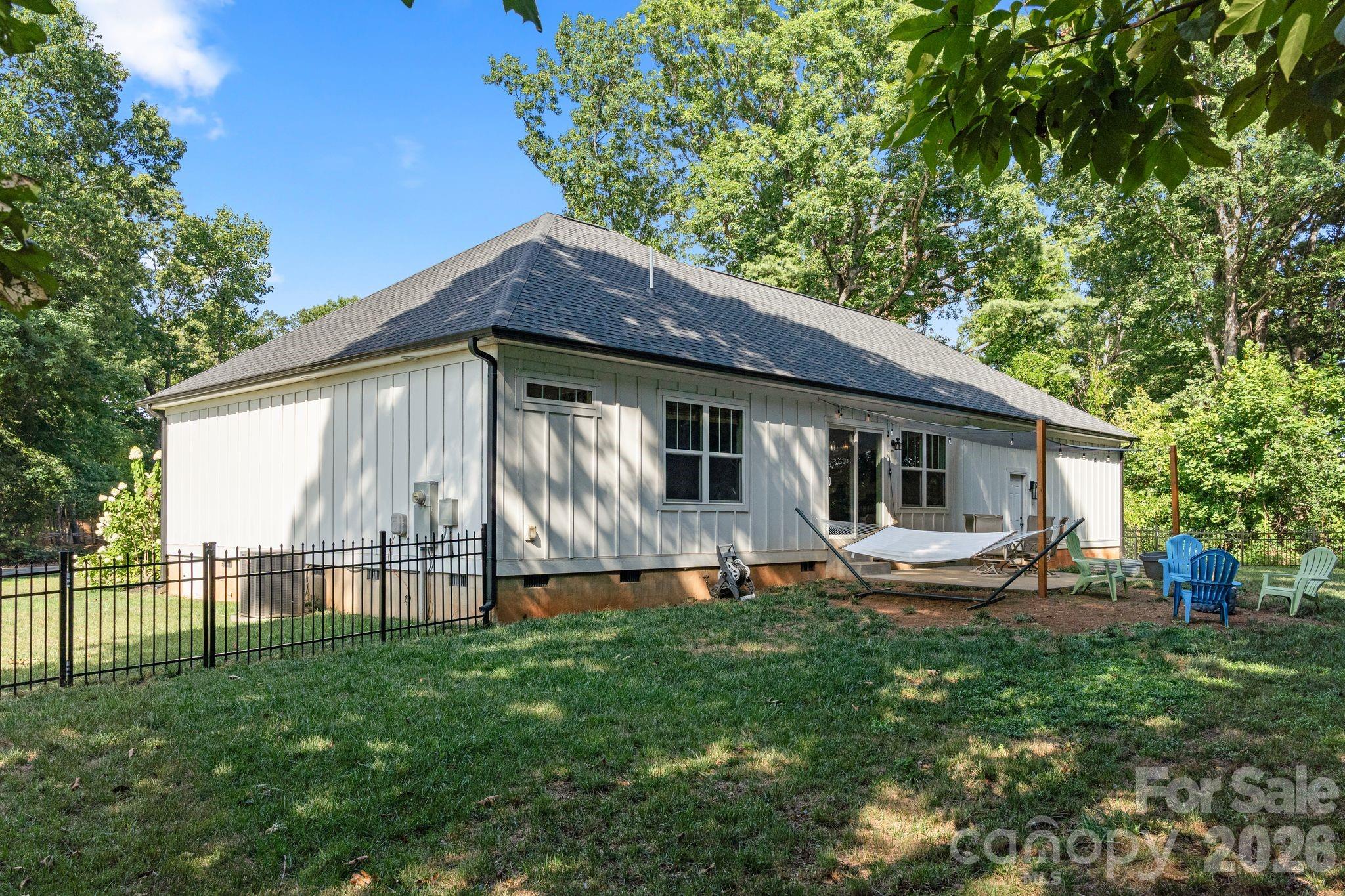 109 Logan Lane Property Photo 41