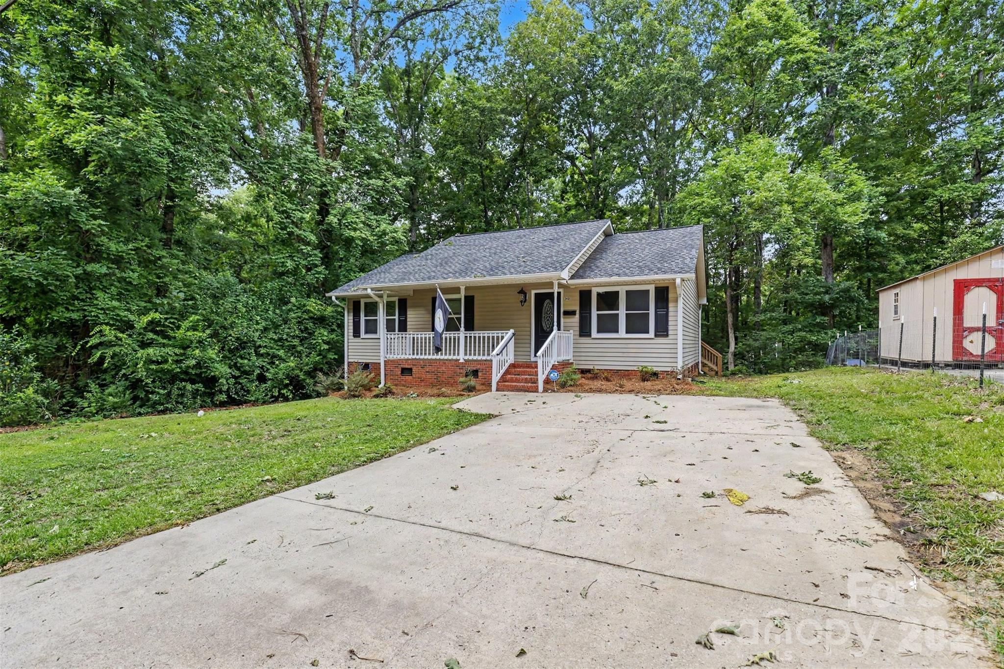308 Kershaw Street Property Photo 4