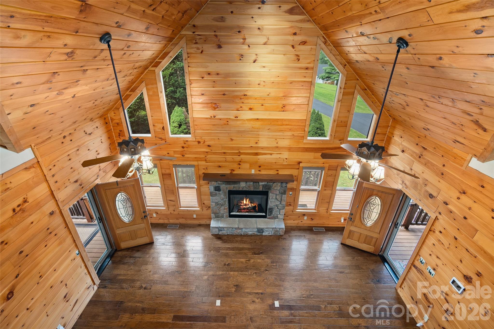 42 Chinaberry Court Property Photo 35