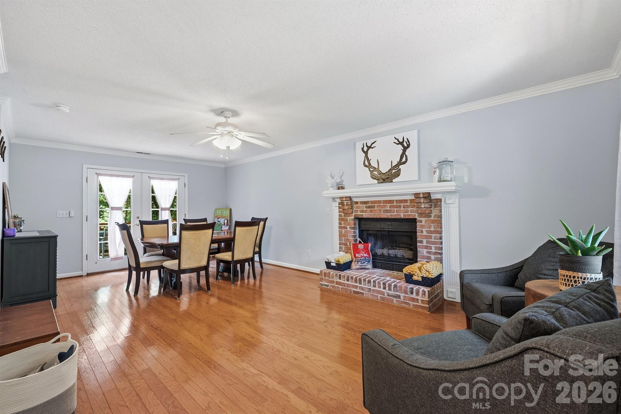 6421 Whitewater Drive Property Photo 5