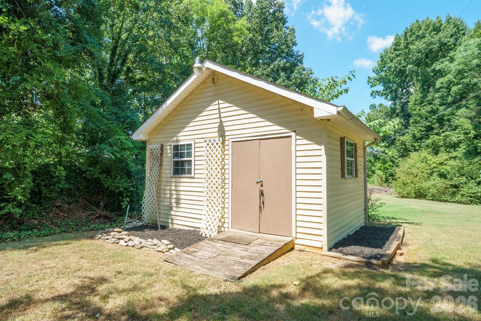 6421 Whitewater Drive Property Photo 27