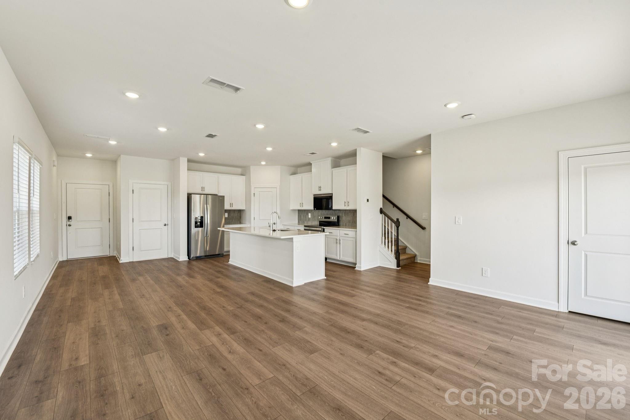 9028 Foggy Brook Loop Property Photo 4