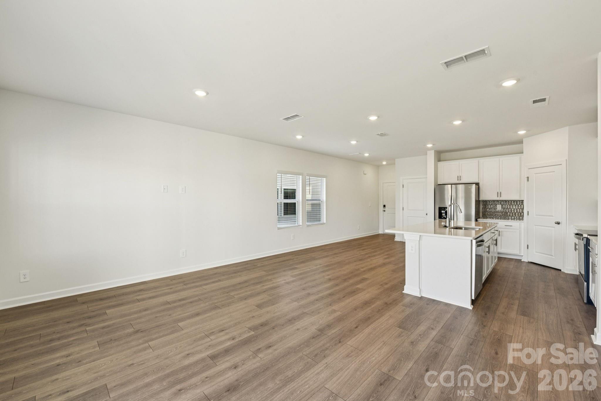 9028 Foggy Brook Loop Property Photo 5