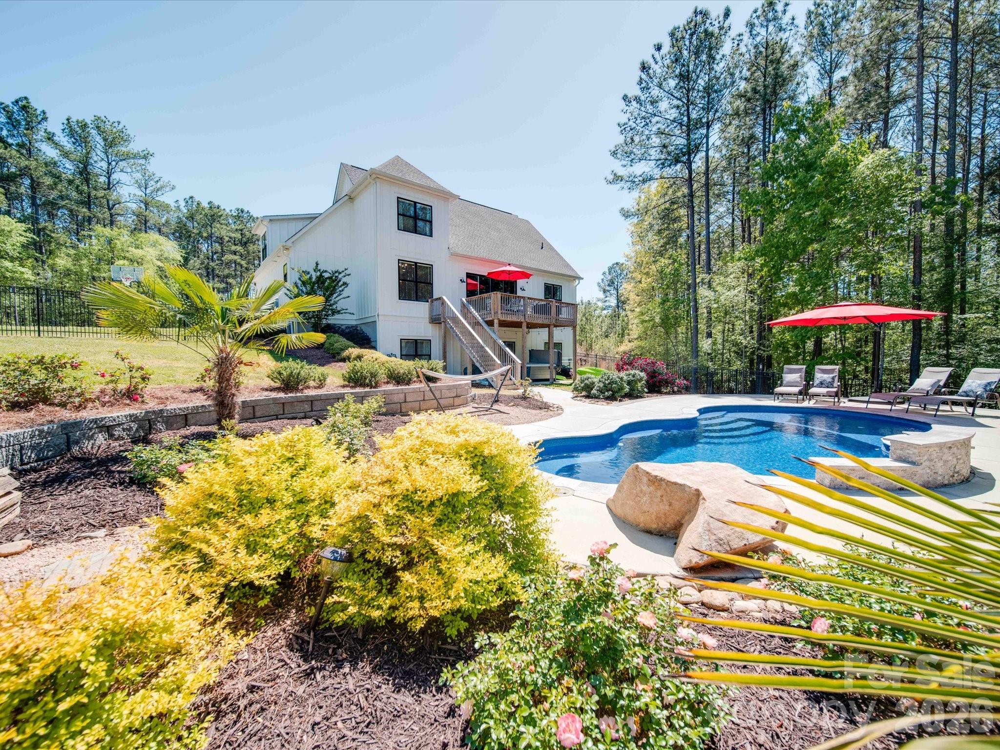 4588 Rinaldo Road Property Photo 1
