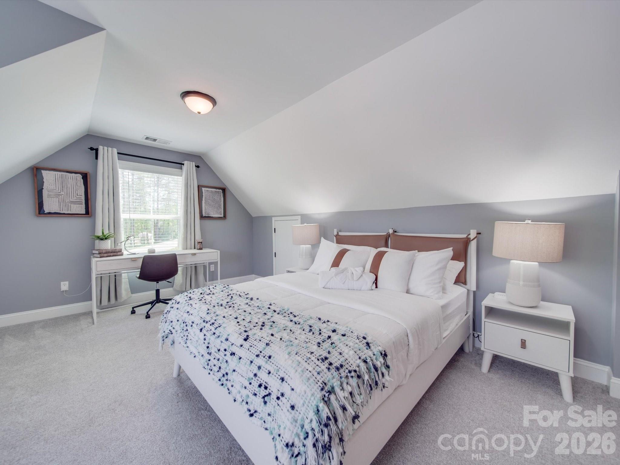 4588 Rinaldo Road Property Photo 32