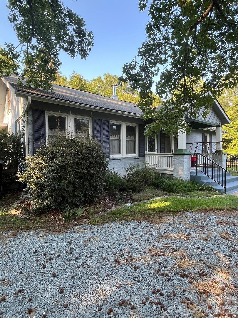 1602 Griffith Road Property Photo 1