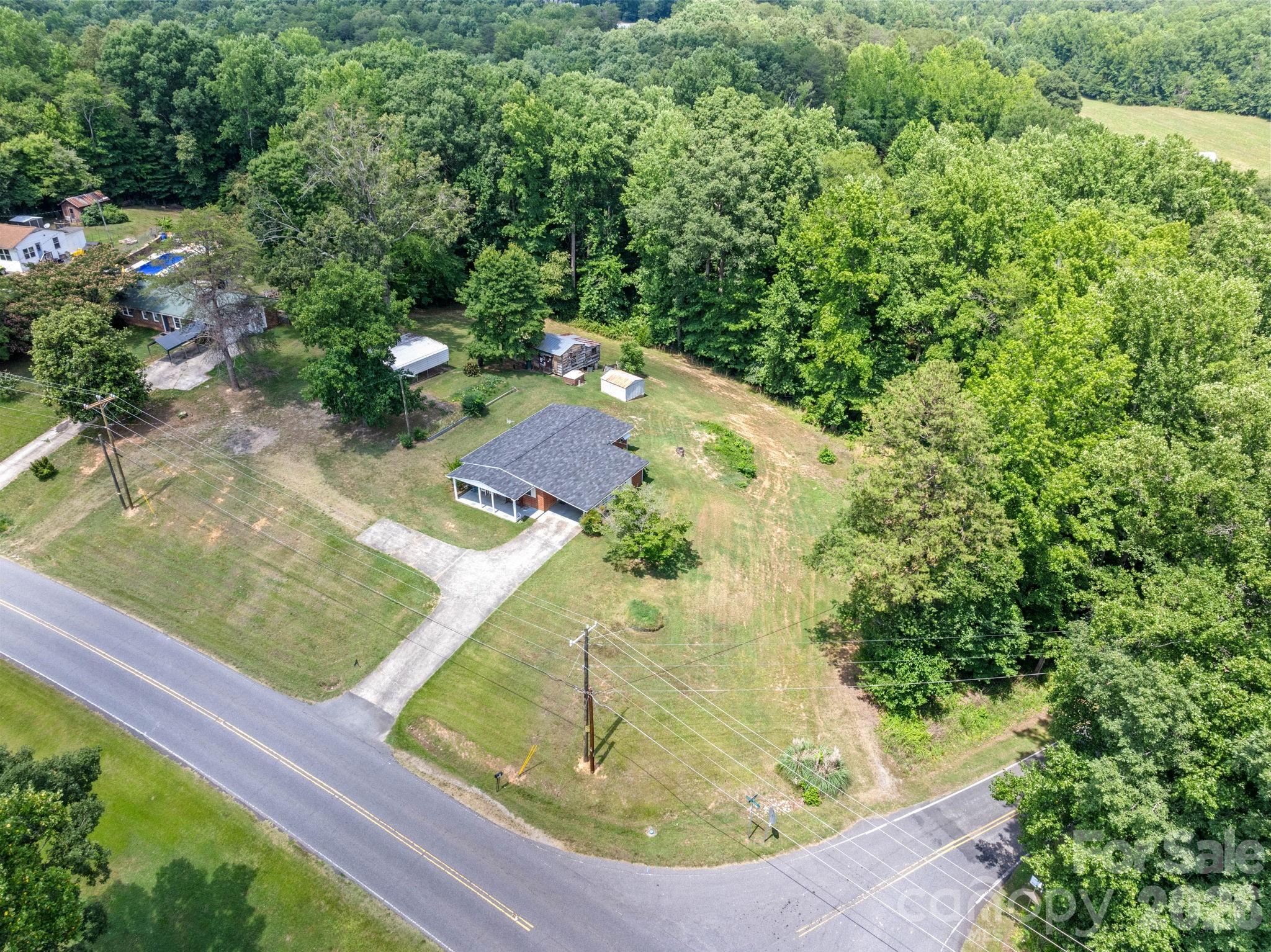 3139 Gastonia Highway Property Photo 1