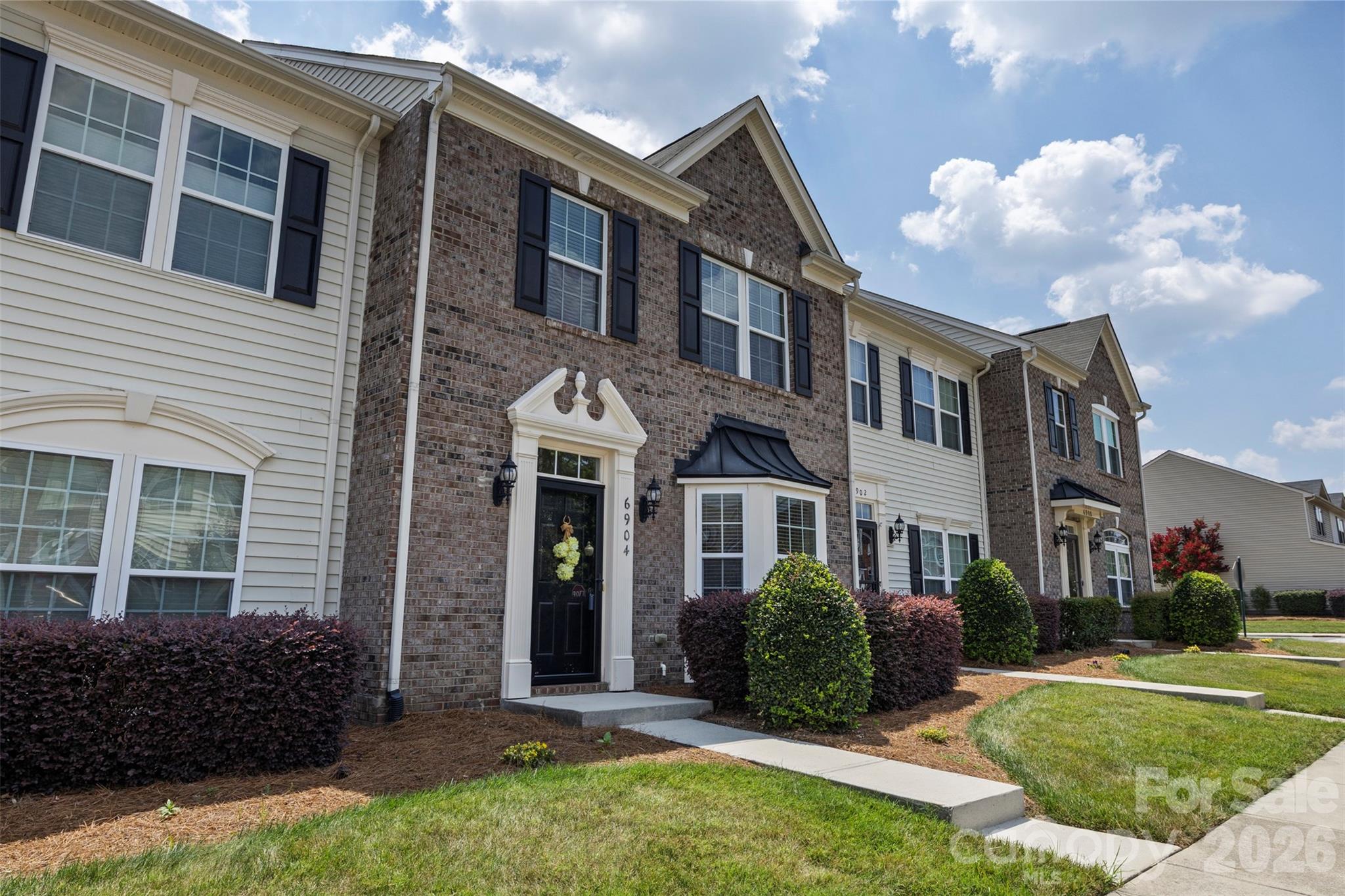 6904 Creft Circle 86 Property Photo 3
