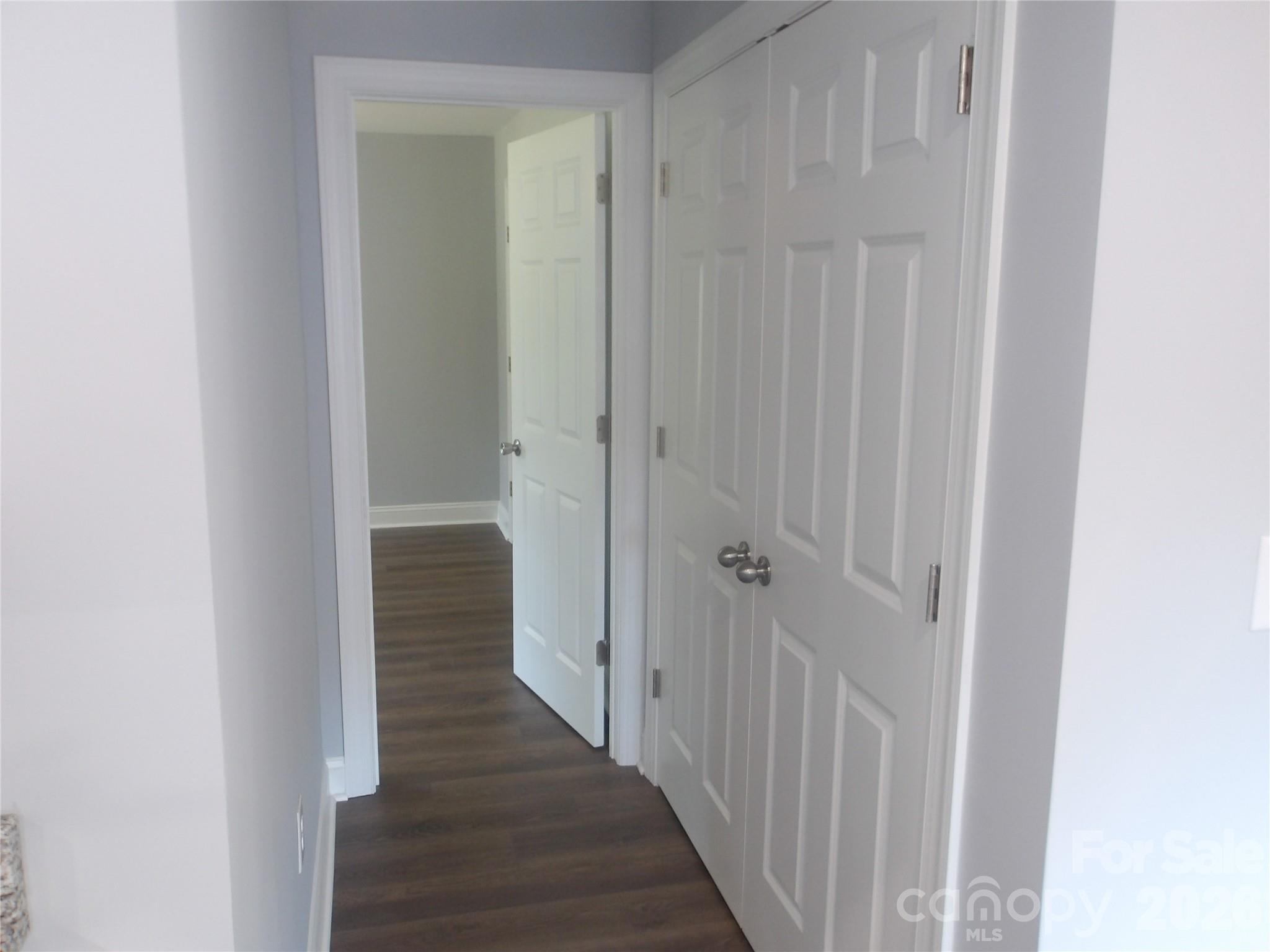 339 W 11th Street Property Photo 8