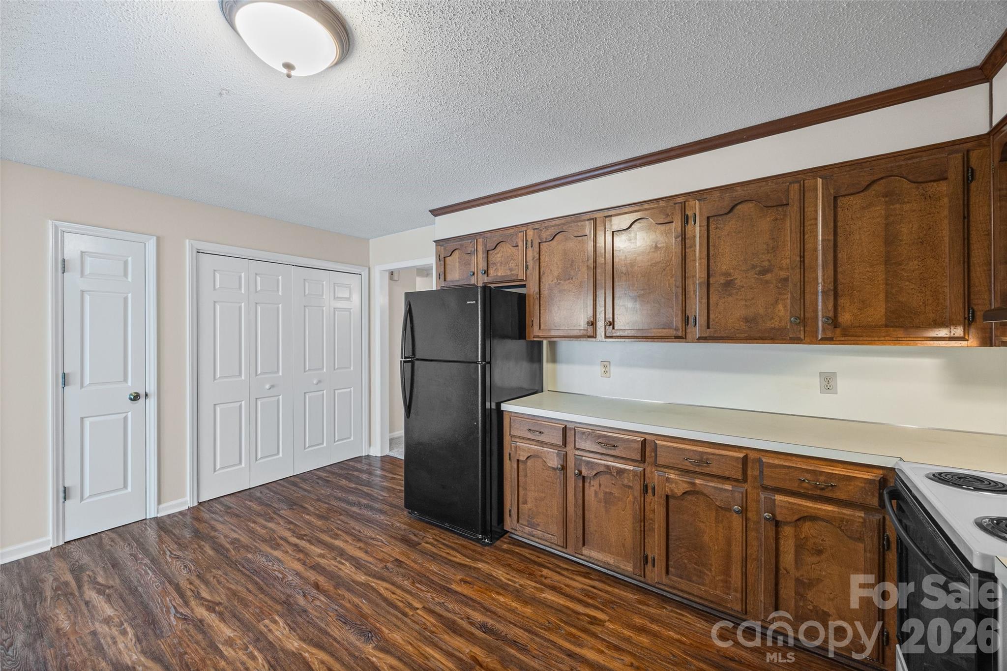 245 Pointe Circle Property Photo 12
