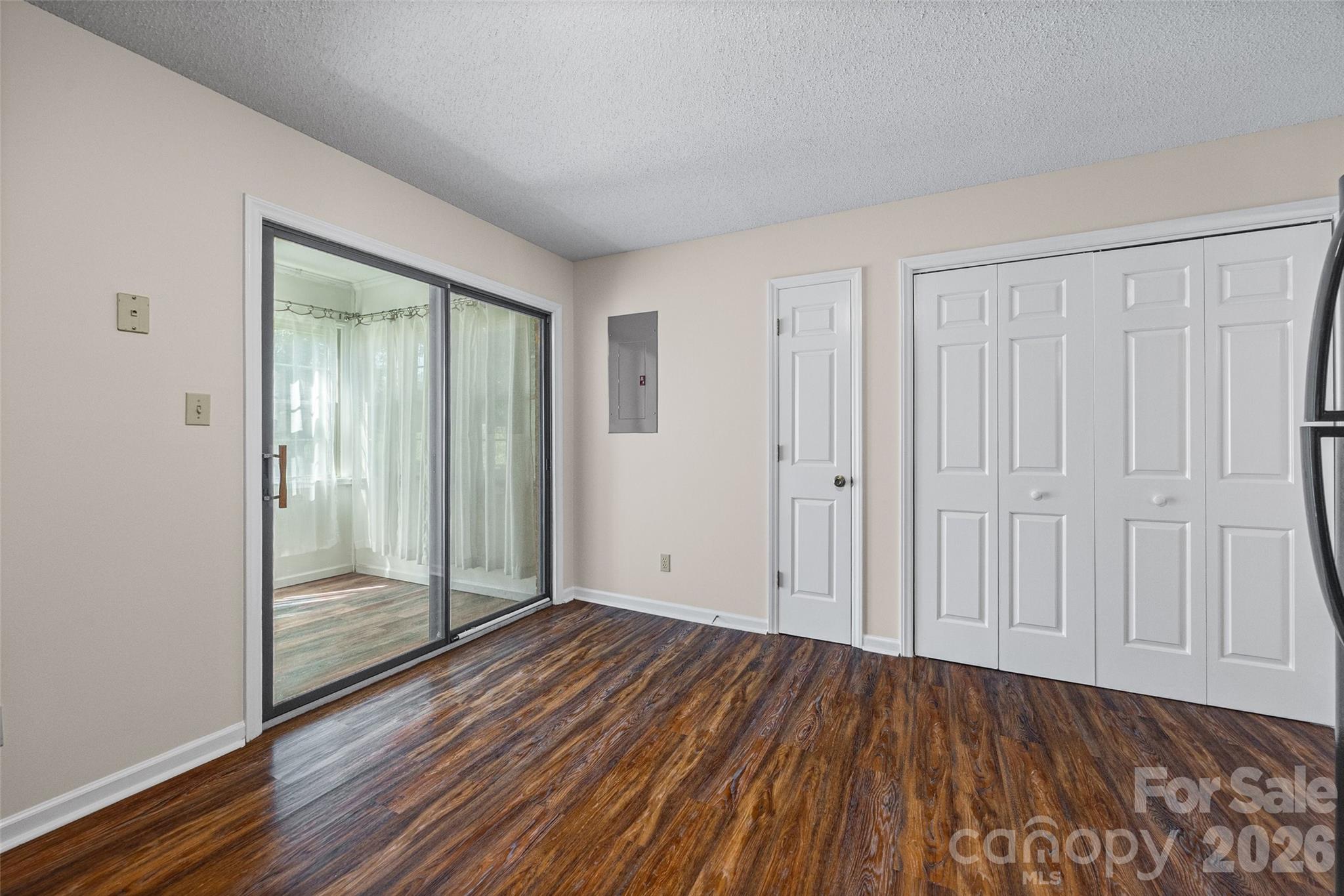 245 Pointe Circle Property Photo 13