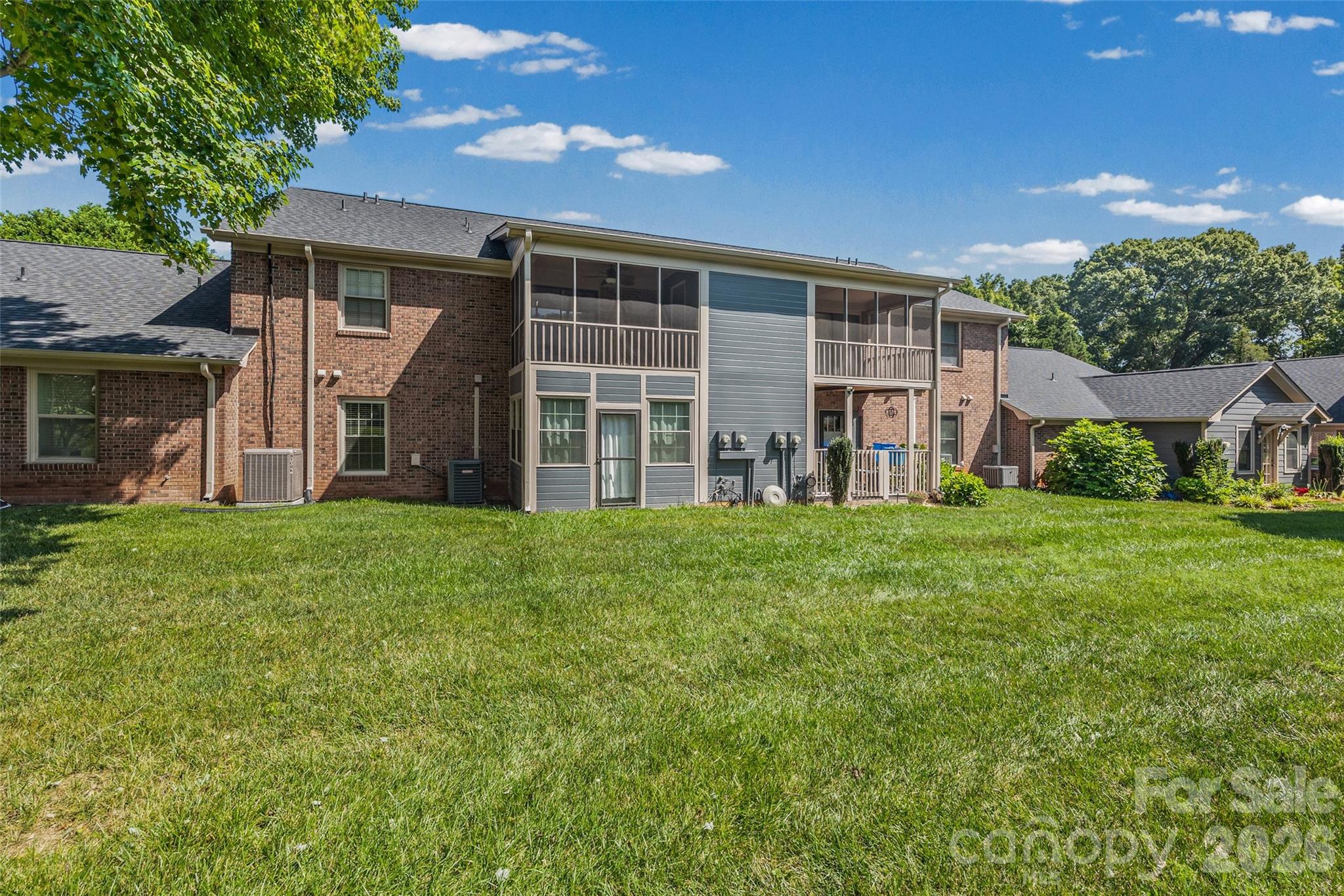 245 Pointe Circle Property Photo 28