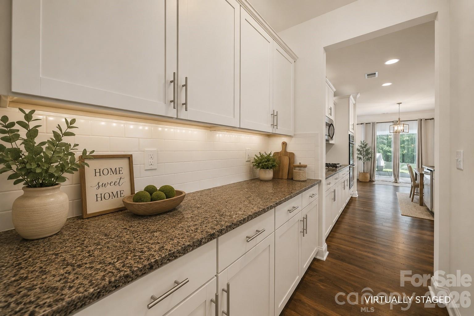 695 Belle Grove Drive Property Photo 11