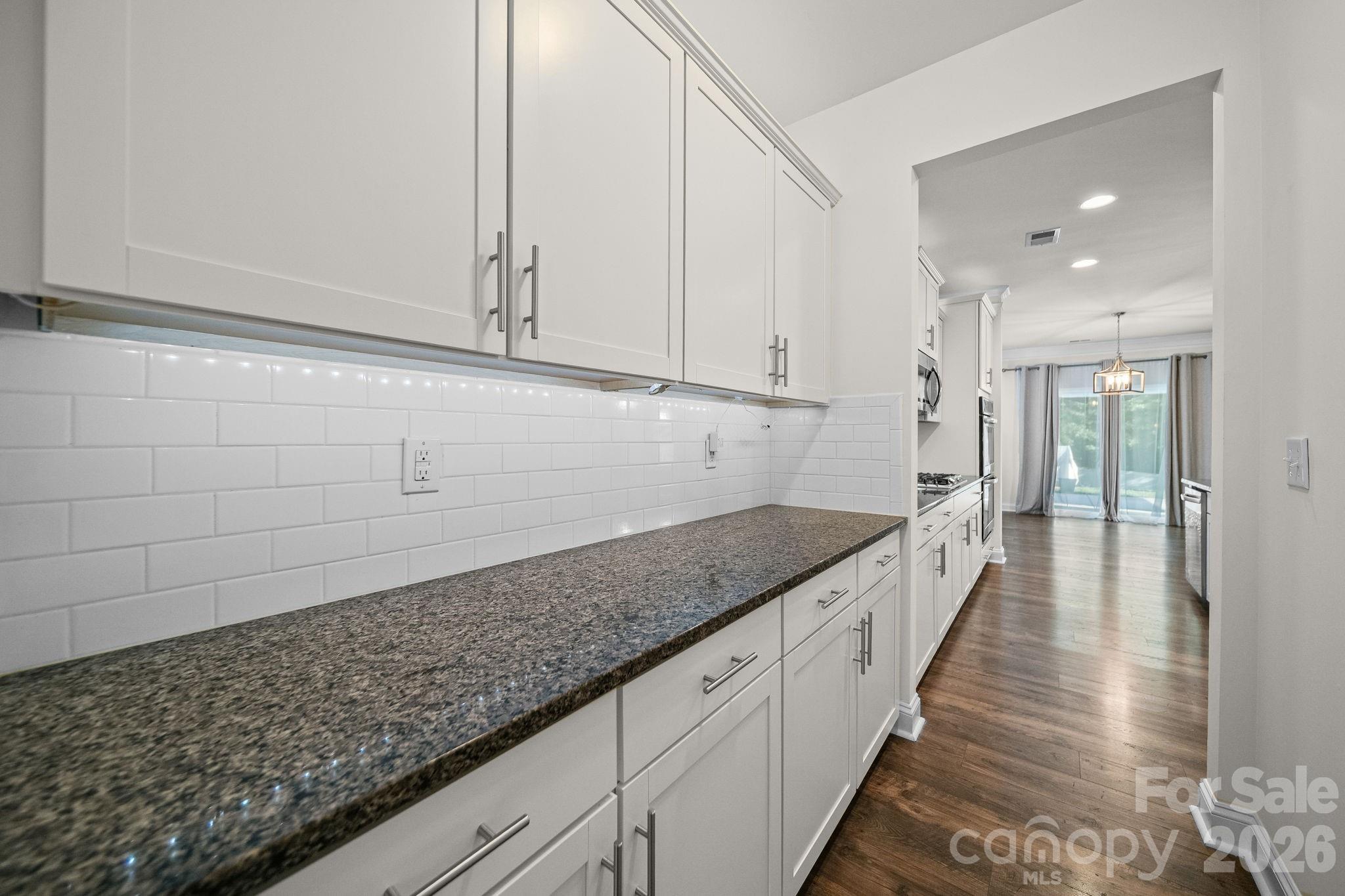 695 Belle Grove Drive Property Photo 12