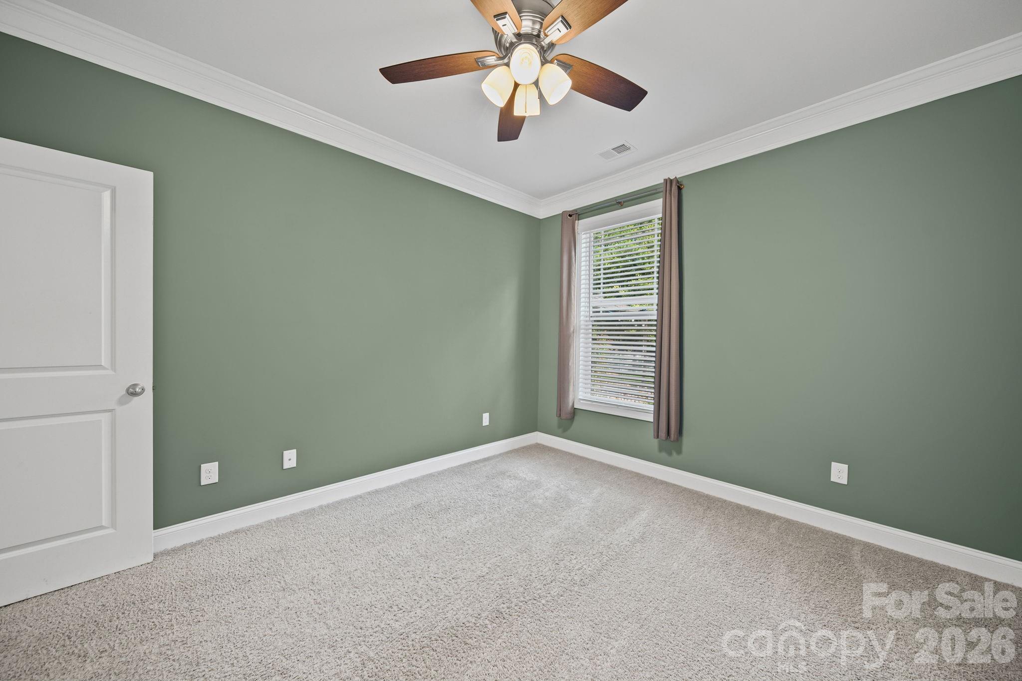 695 Belle Grove Drive Property Photo 14