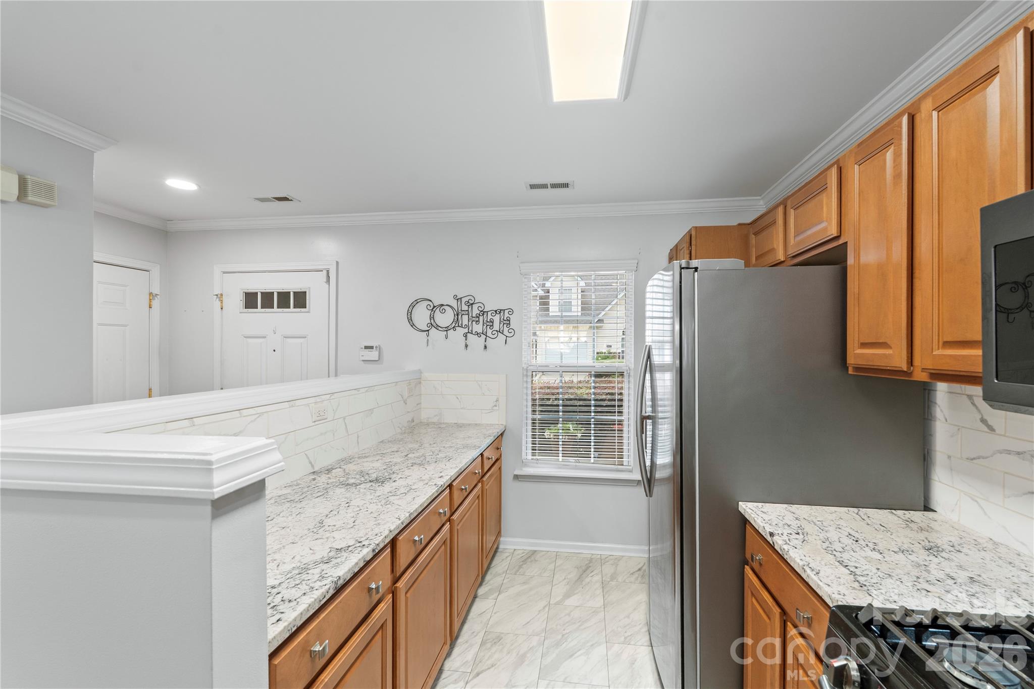 806 Rock Lake Glen Property Photo 11