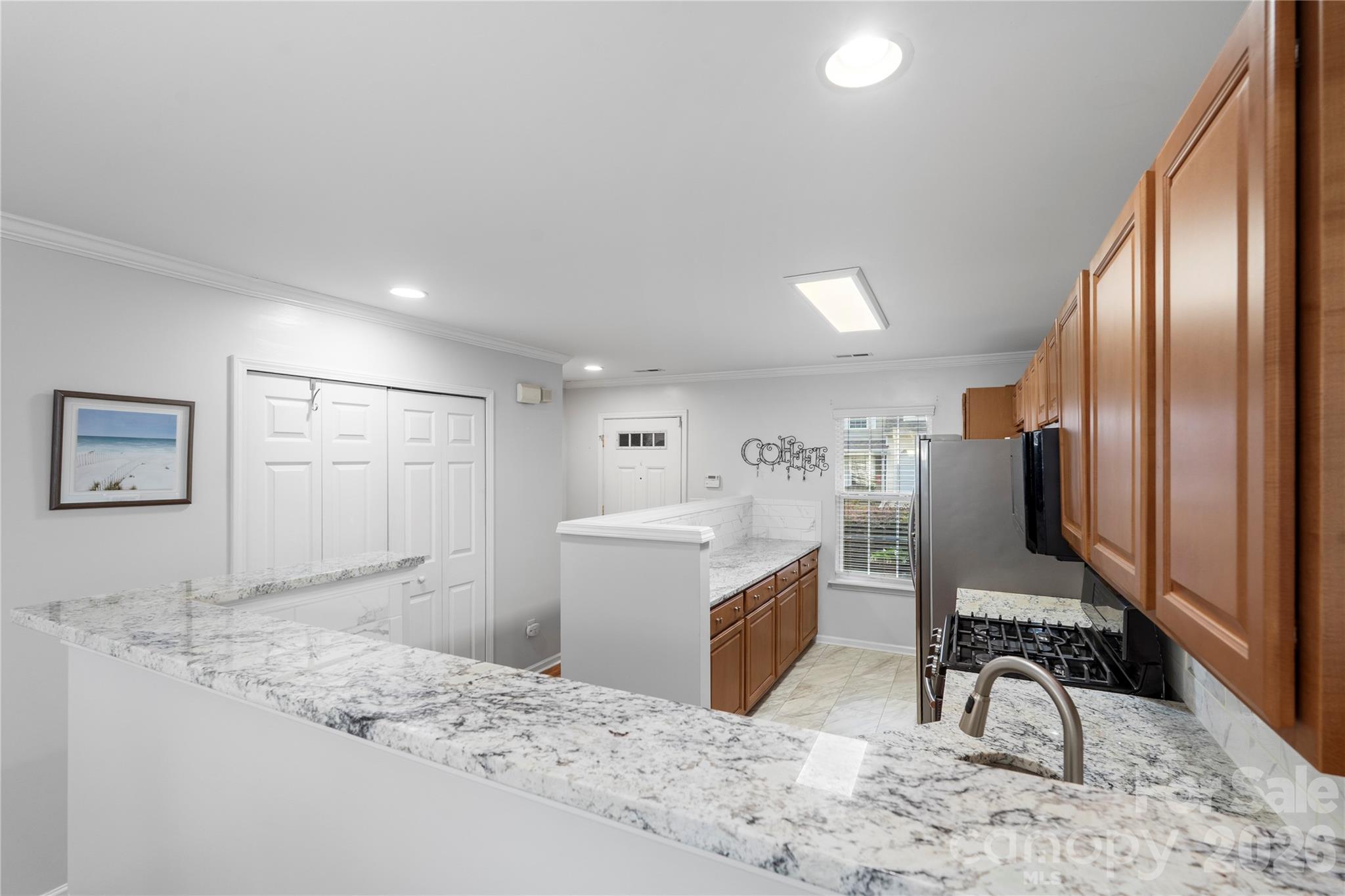 806 Rock Lake Glen Property Photo 16