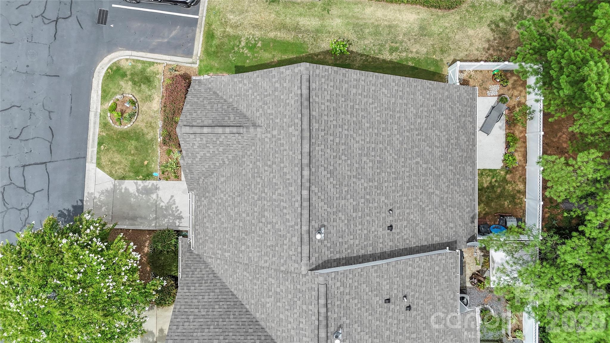 806 Rock Lake Glen Property Photo 44